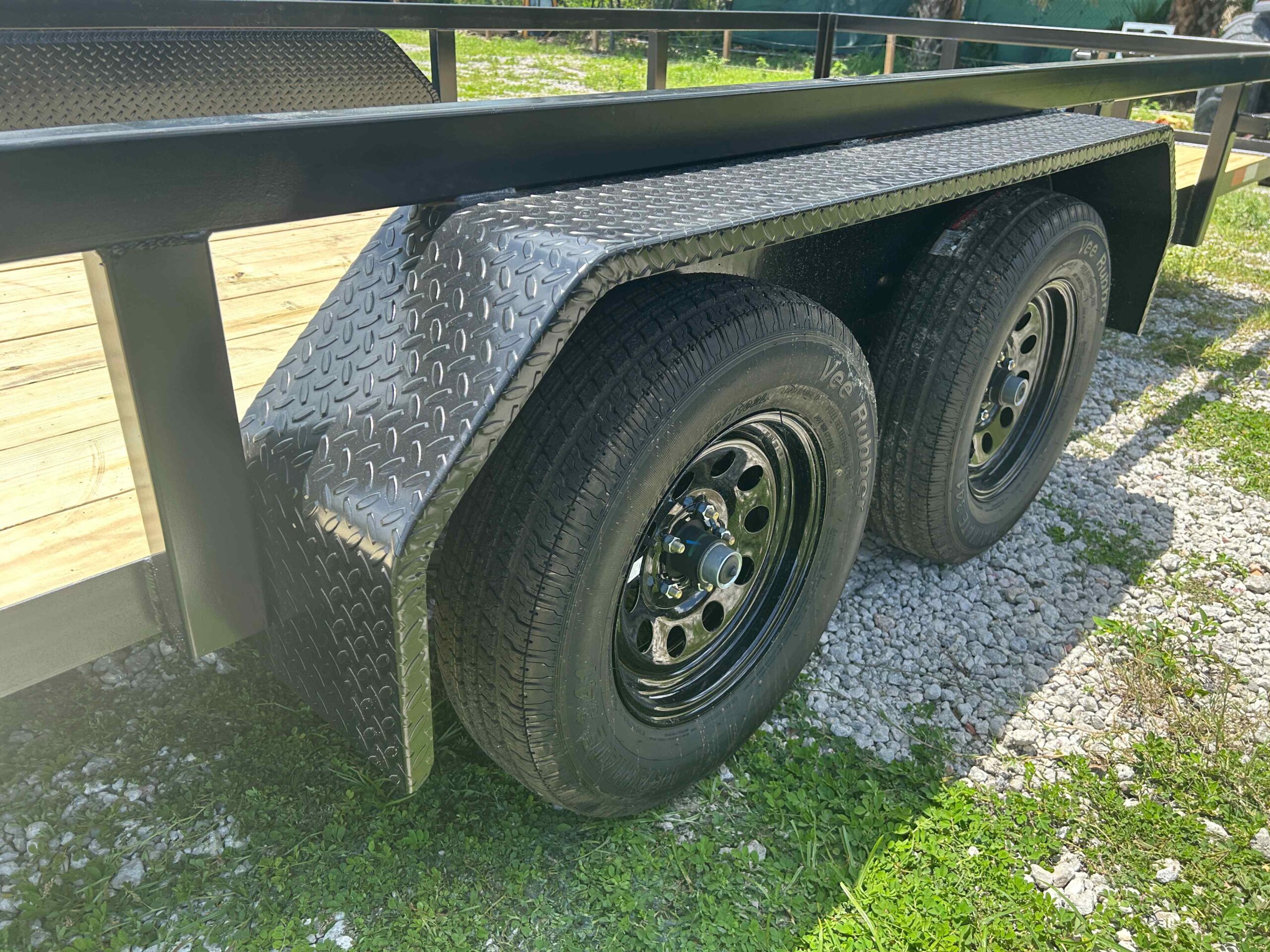 New 7×18 WORLDWIDE TRAILER Utility Trailer