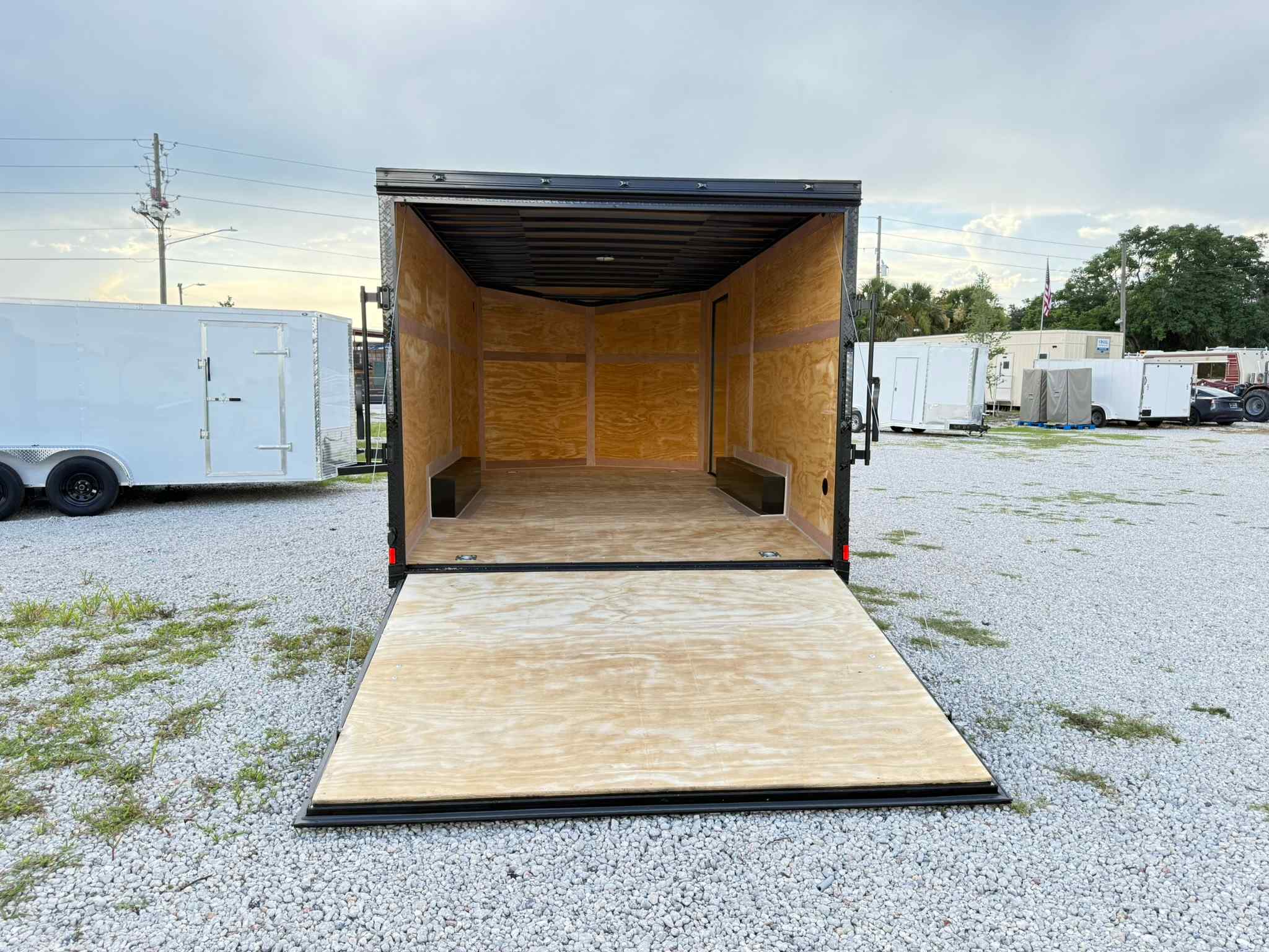 New 8.5×16 CYNERGY CARGO Enclosed Trailer