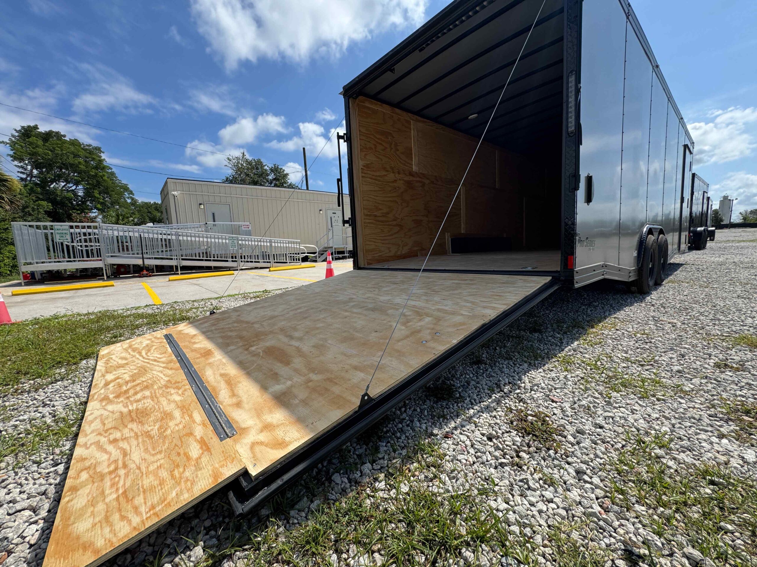 New 8.5×24 CYNERGY CARGO Enclosed Trailer