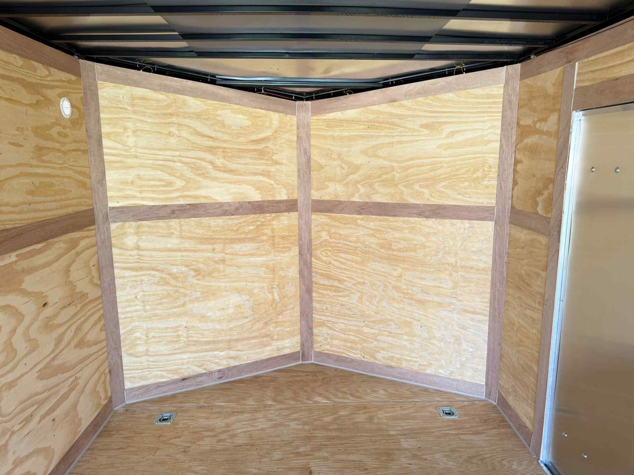 New 8.5×20 CYNERGY CARGO Enclosed Trailer