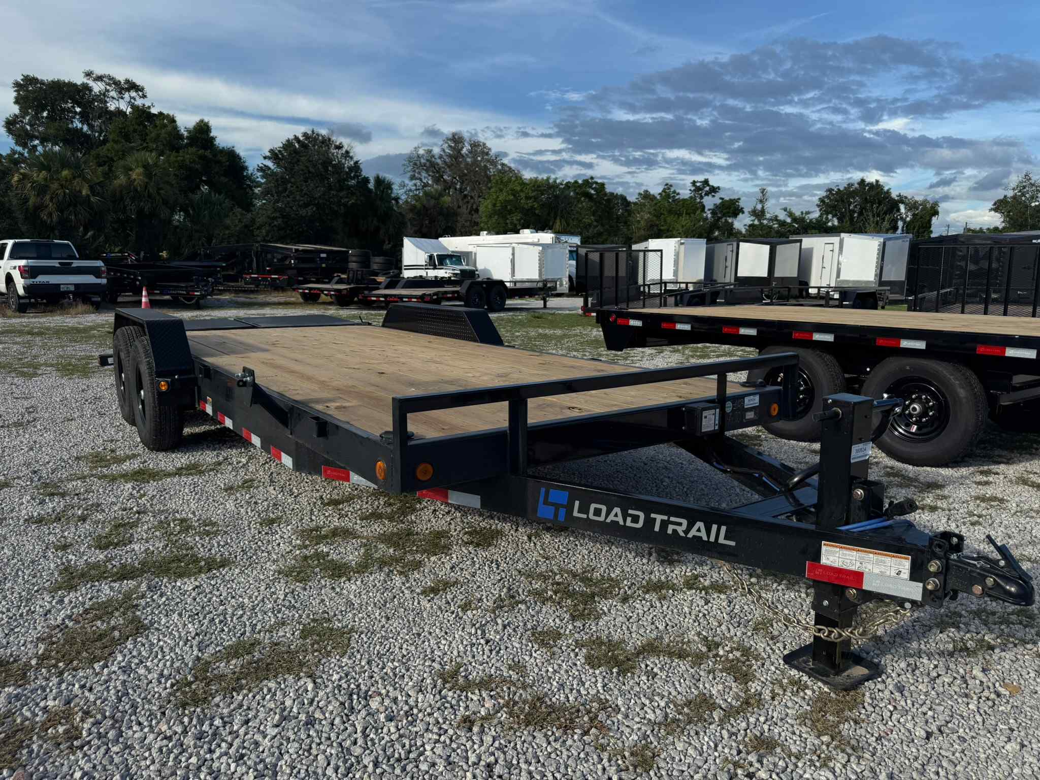 New 7×20 LOAD TRAIL Equipment Trailer