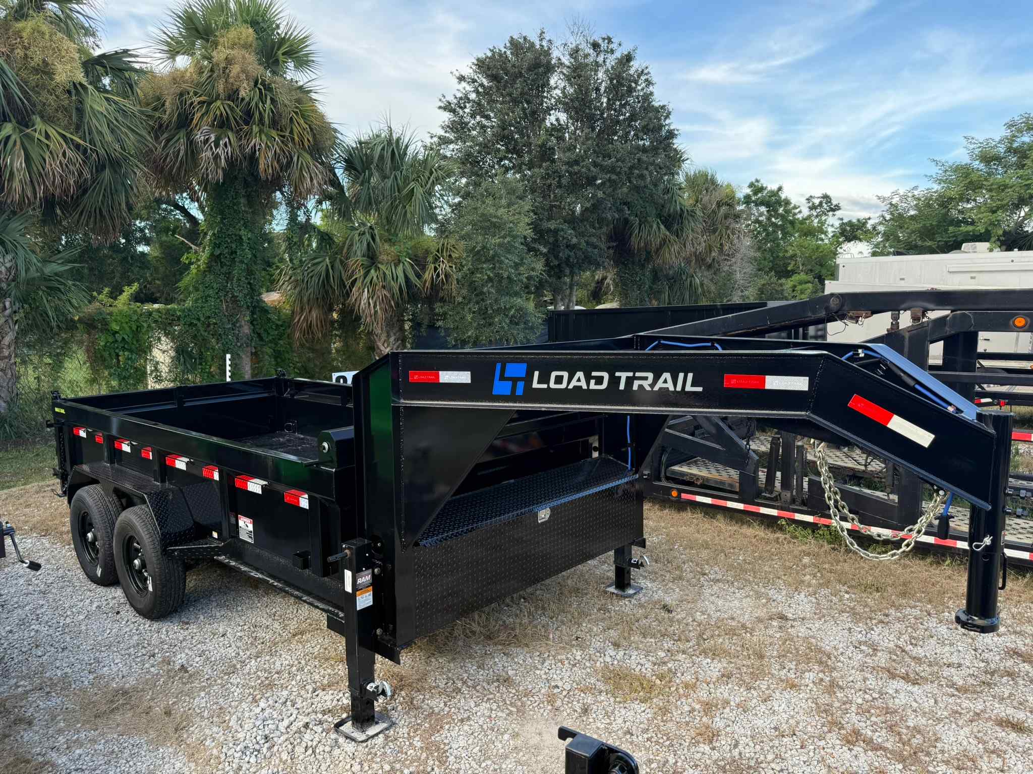 New 7×14 LOAD TRAIL Dump Trailer