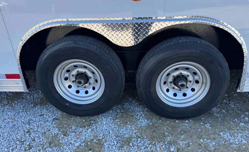 New 8.5×32 CYNERGY CARGO Enclosed Trailer