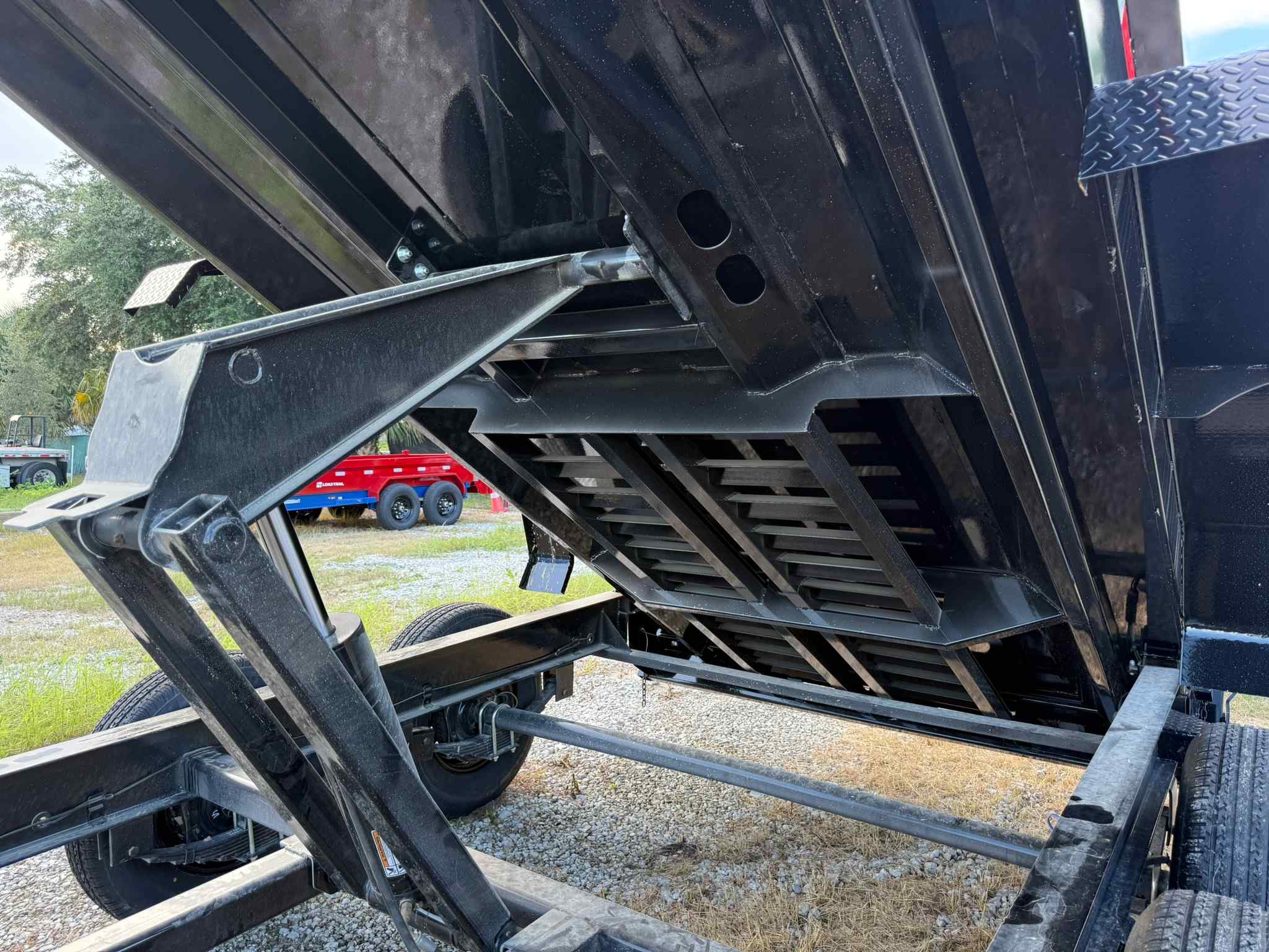 New 7×14 LOAD TRAIL Dump Trailer