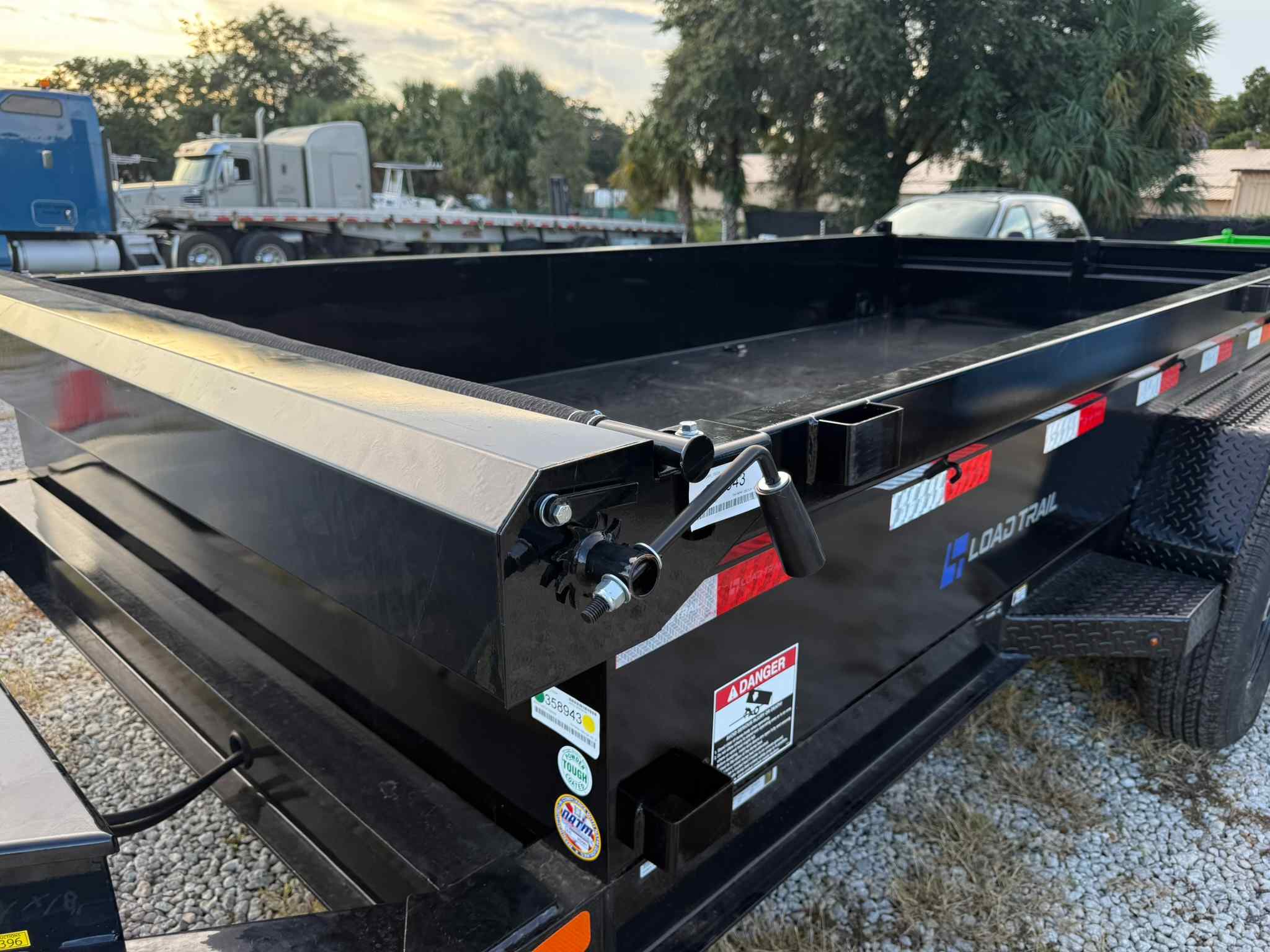 New 7×14 LOAD TRAIL Dump Trailer