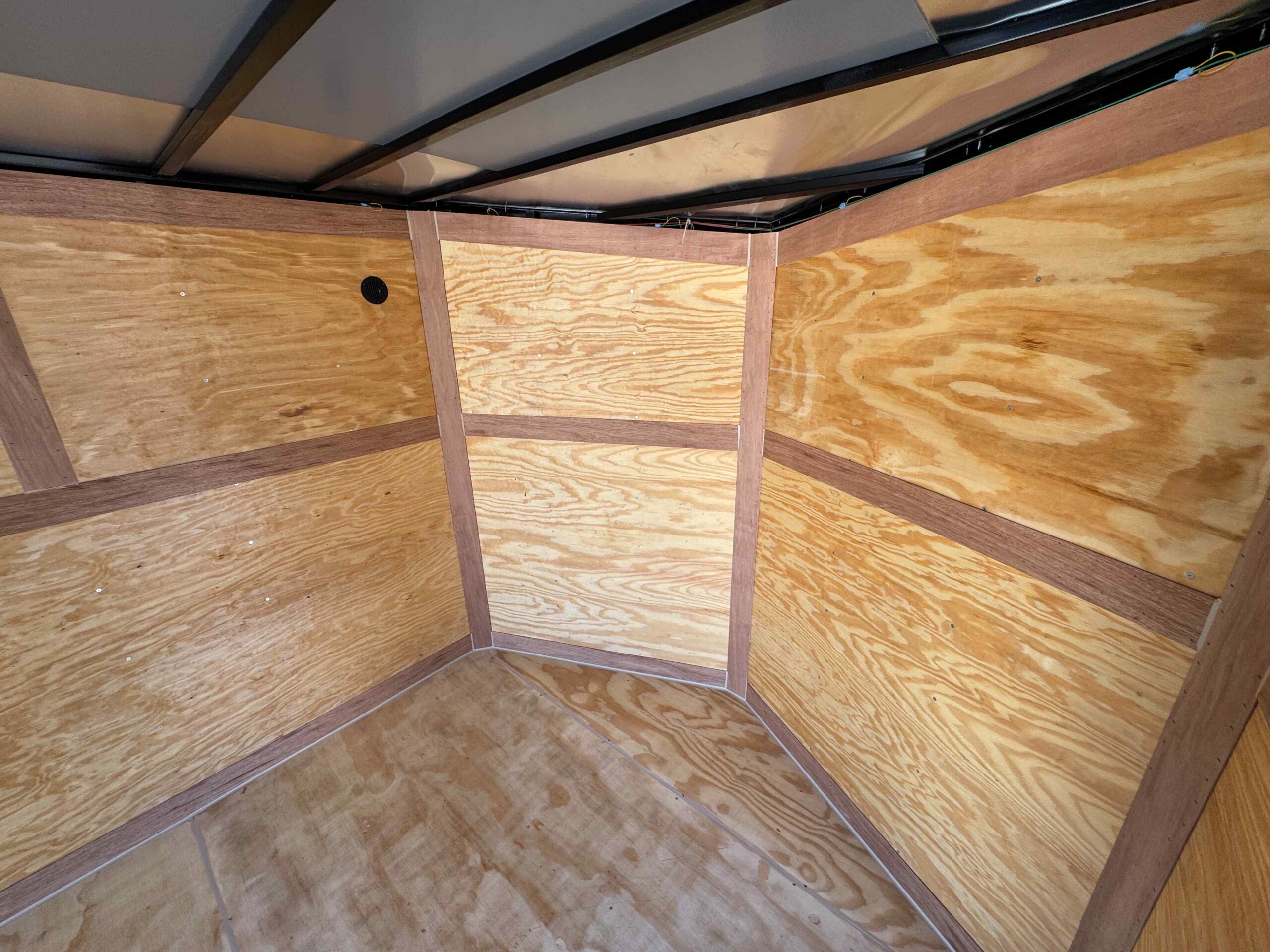 New 8.5×28 CYNERGY CARGO Enclosed Trailer