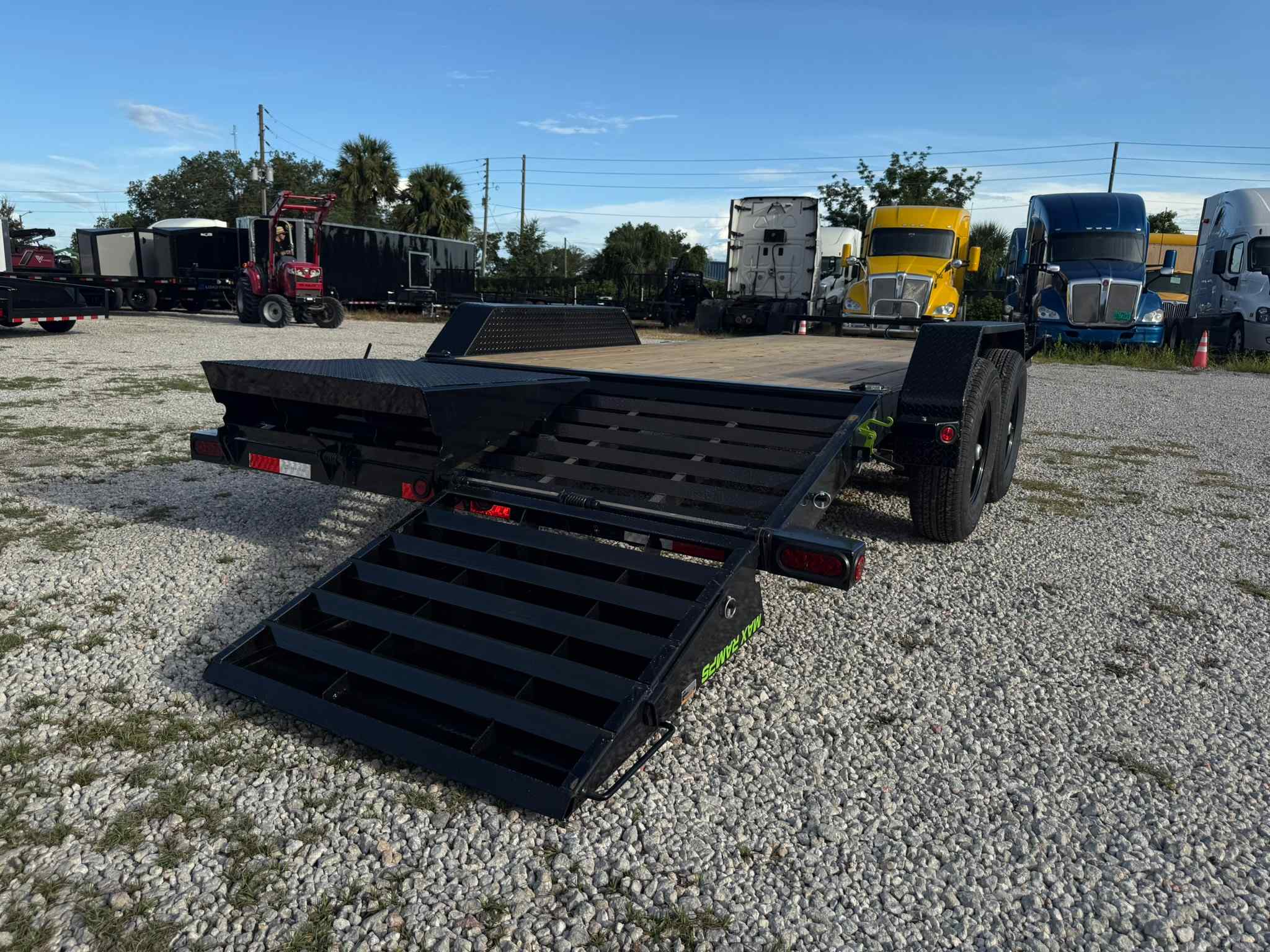 New 7×20 LOAD TRAIL Equipment Trailer