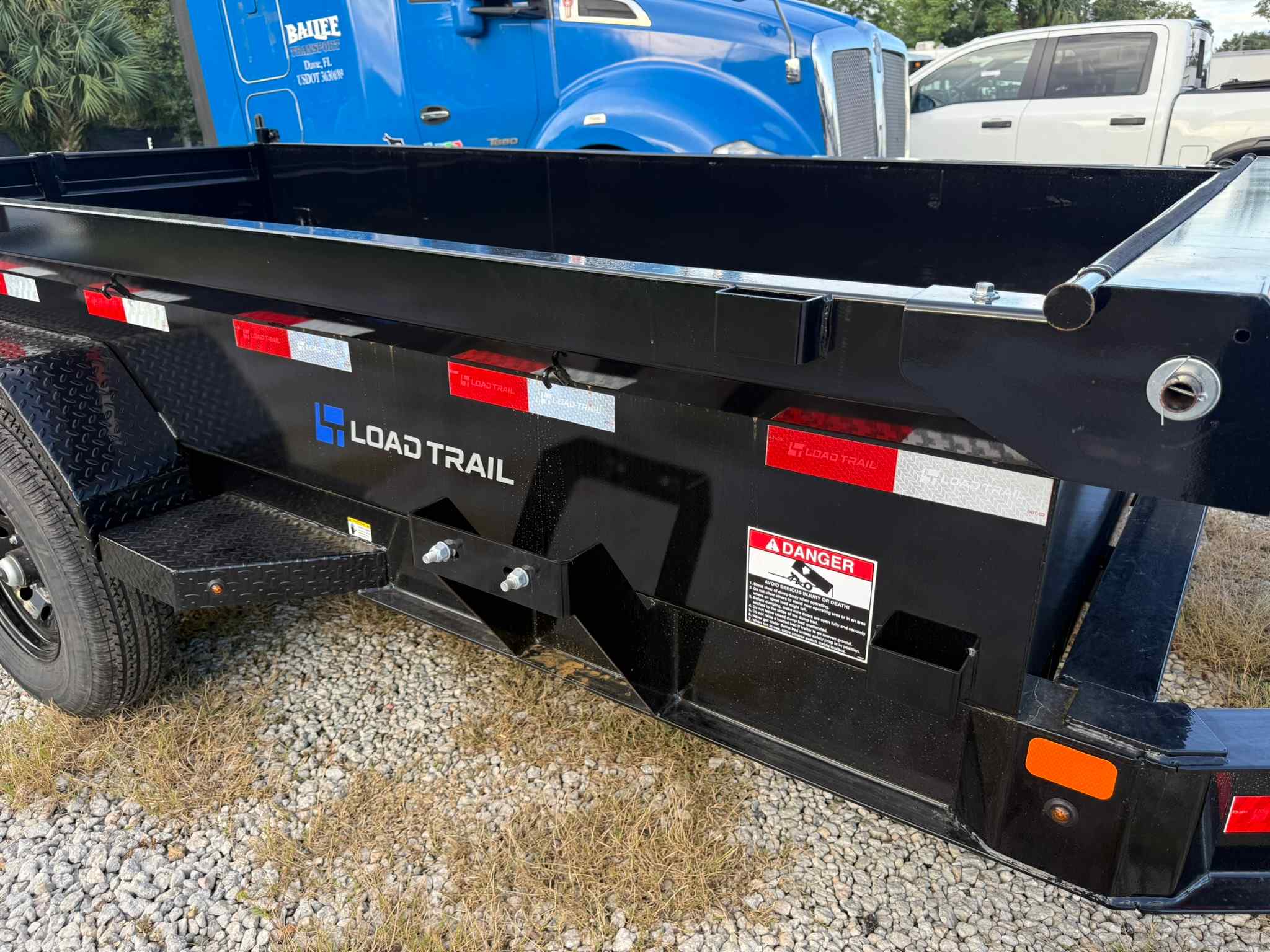 New 7×14 LOAD TRAIL Dump Trailer