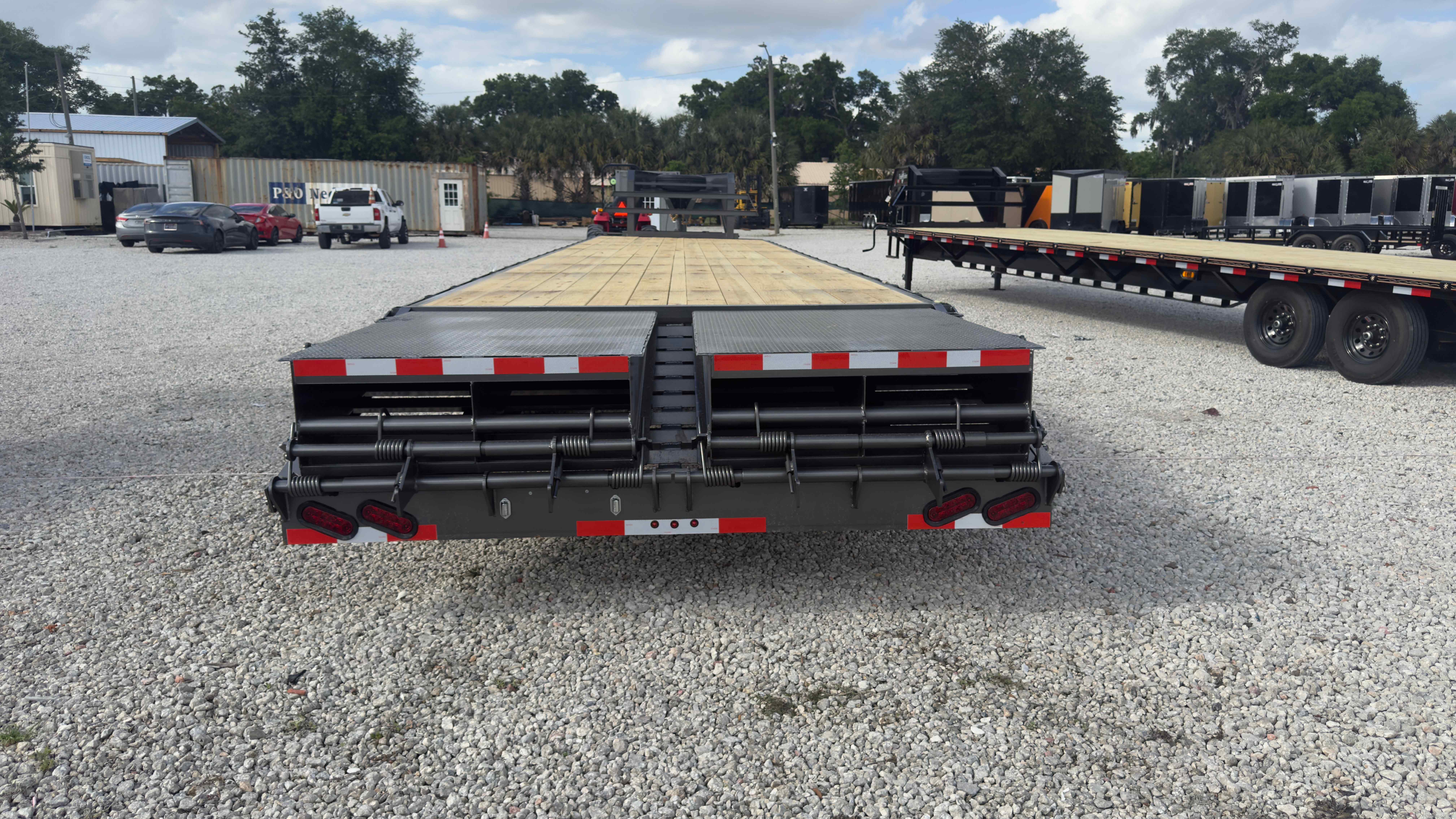 New 8.5×40 Triple R Trailers Flatbed Trailer