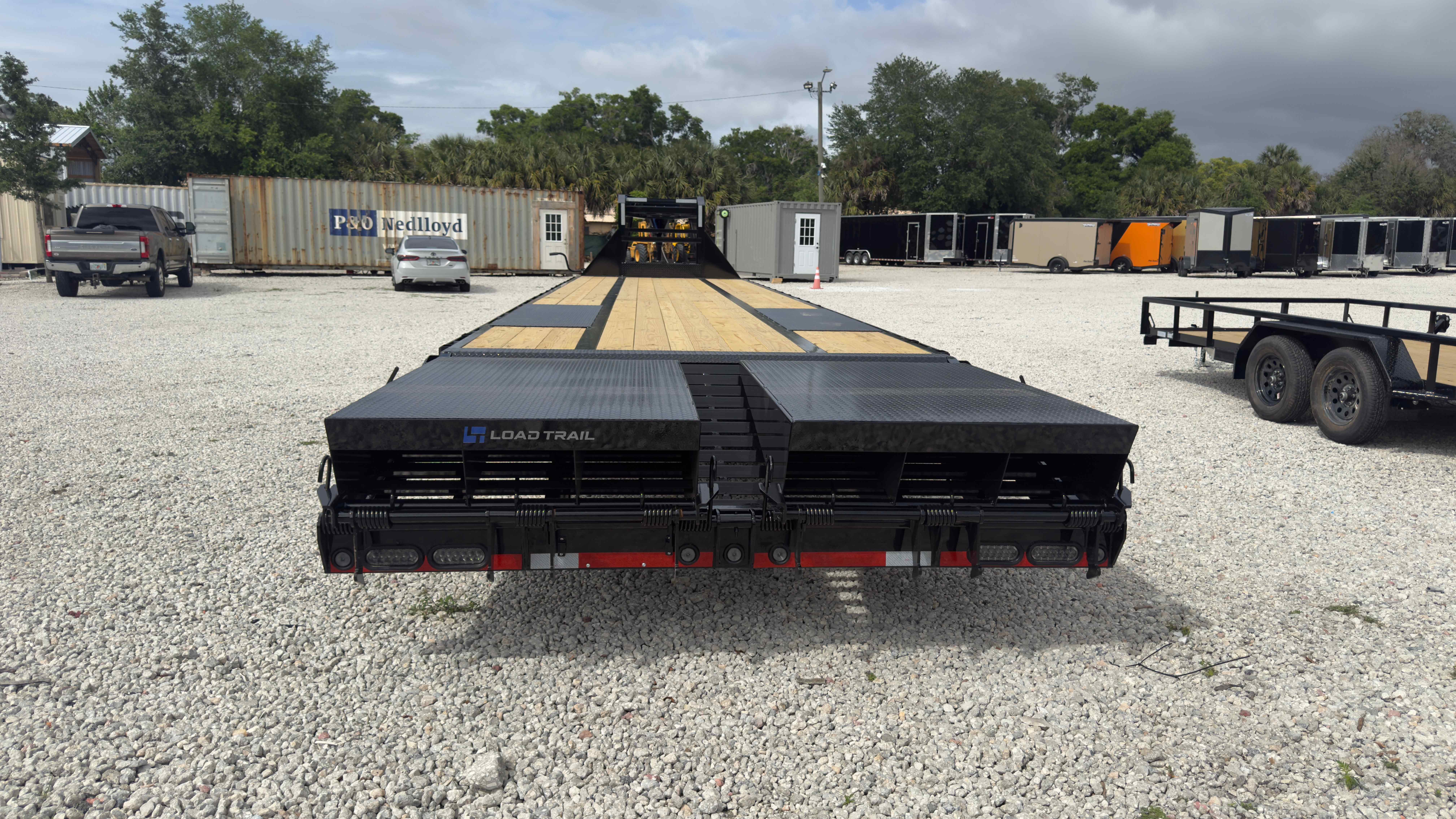 New 8.5×40 LOAD TRAIL Flatbed Trailer