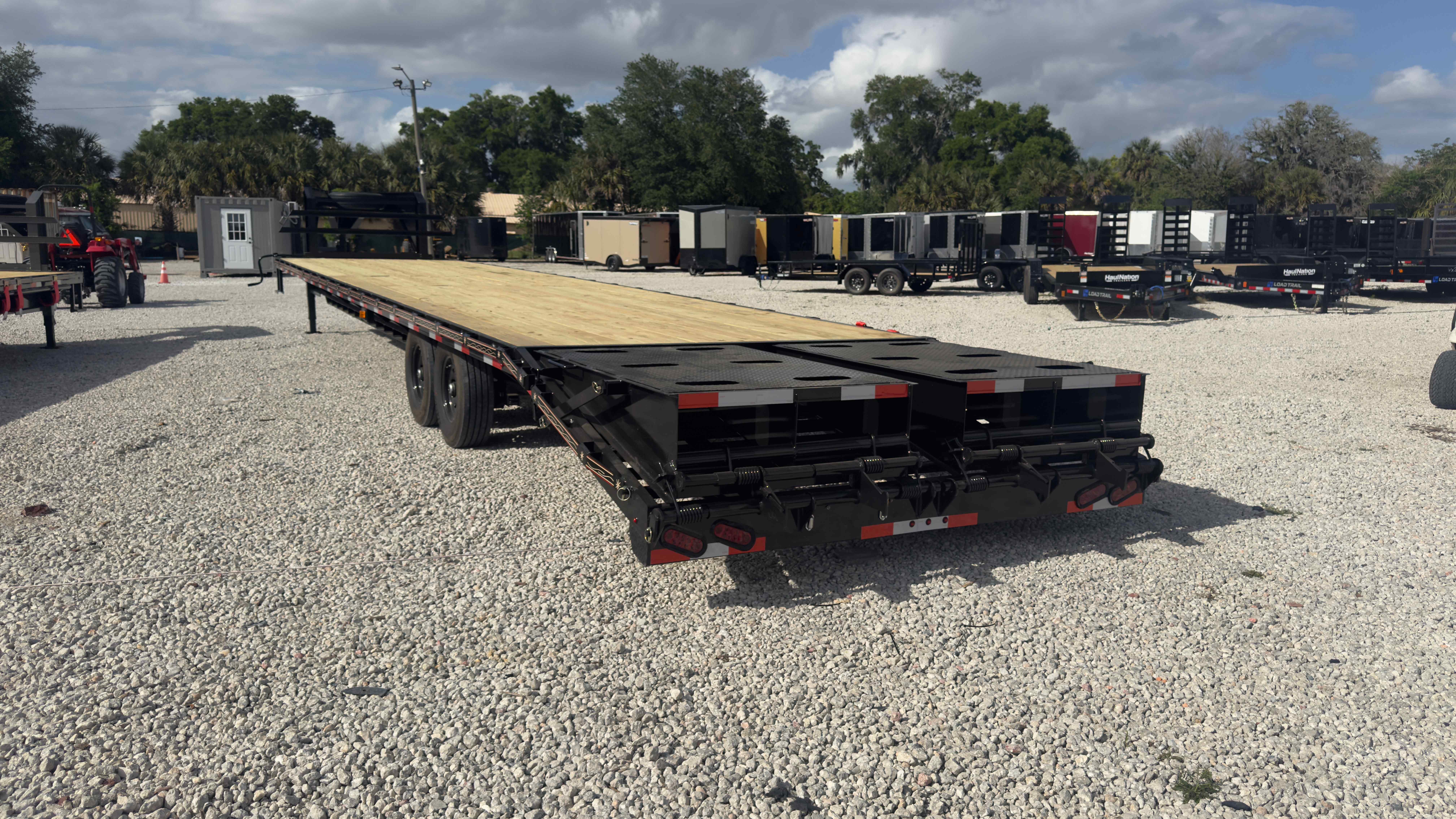 New 8.5×40 Triple R Trailers Flatbed Trailer