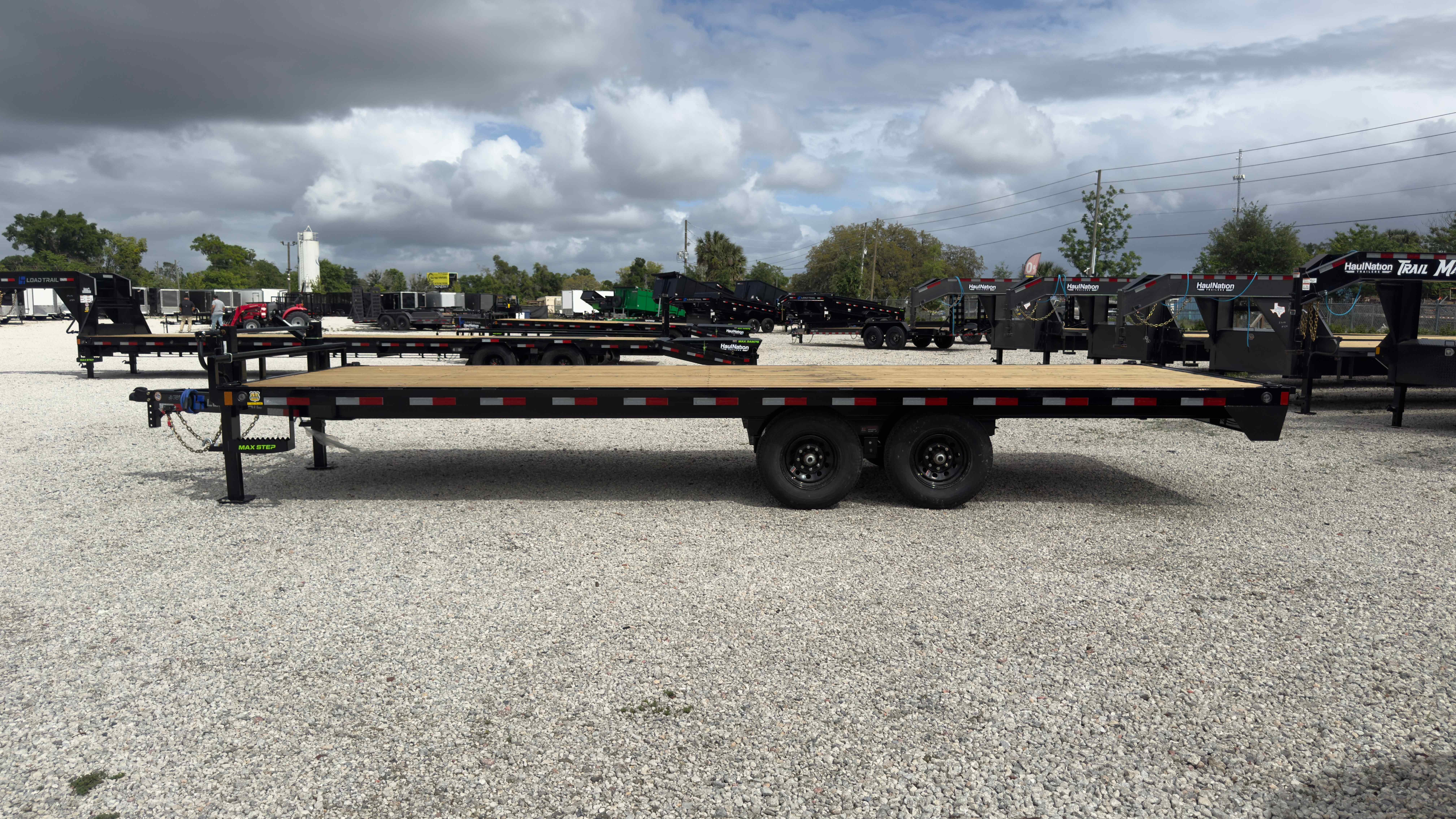 New 8.5×24 LOAD TRAIL Flatbed Trailer