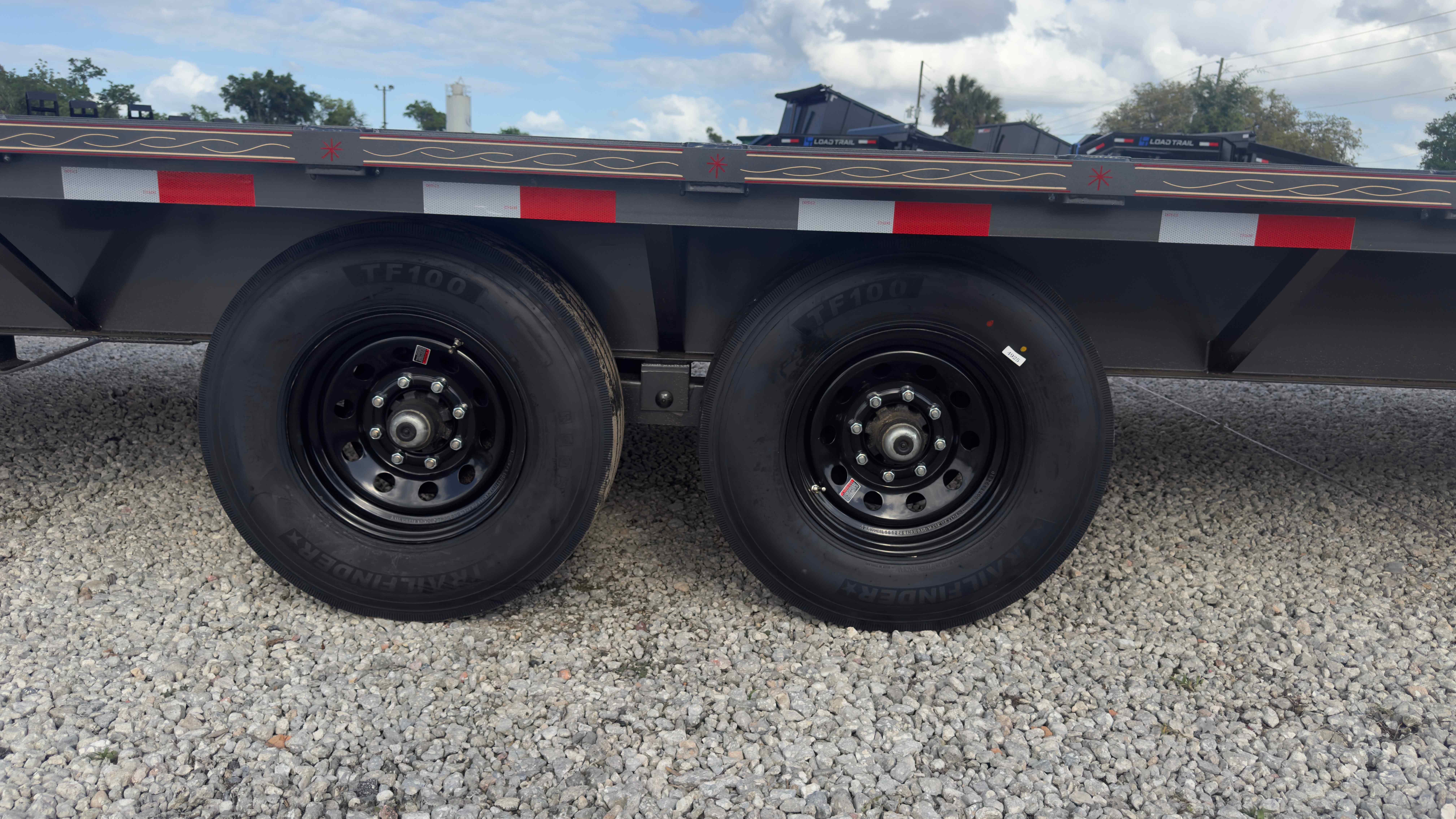 New 8.5×40 Triple R Trailers Flatbed Trailer