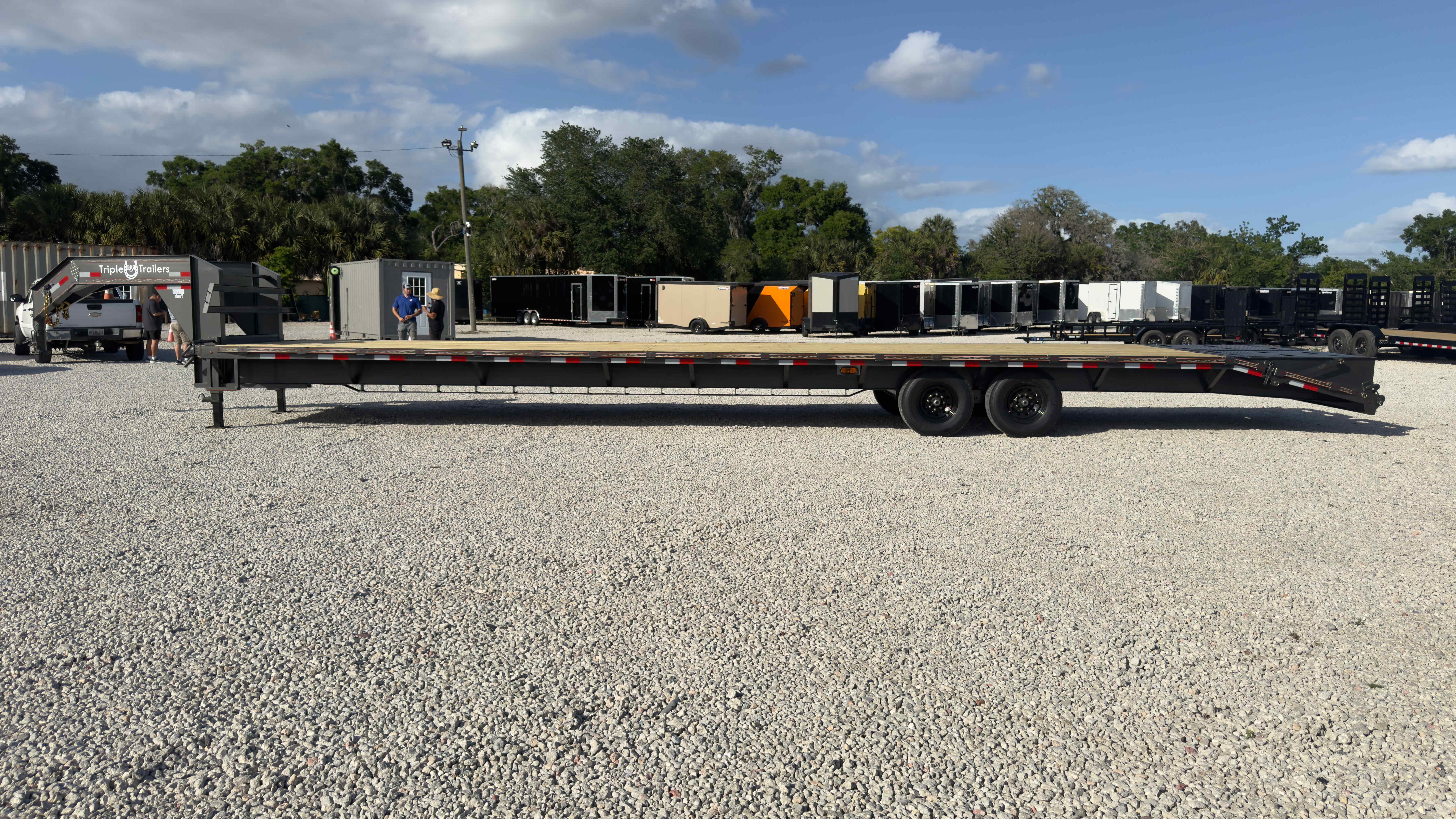 New 8.5×40 Triple R Trailers Flatbed Trailer