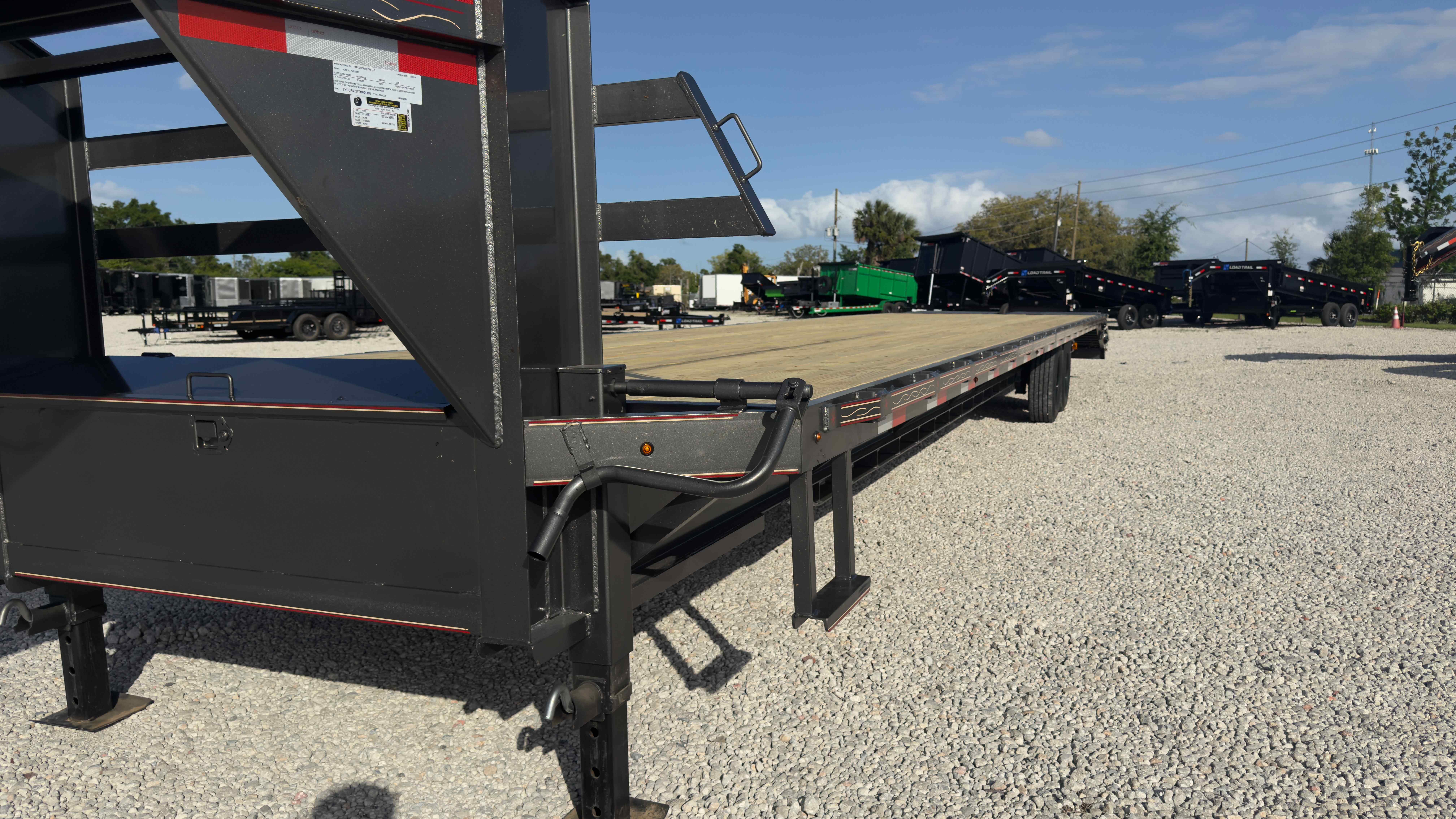 New 8.5×40 Triple R Trailers Flatbed Trailer