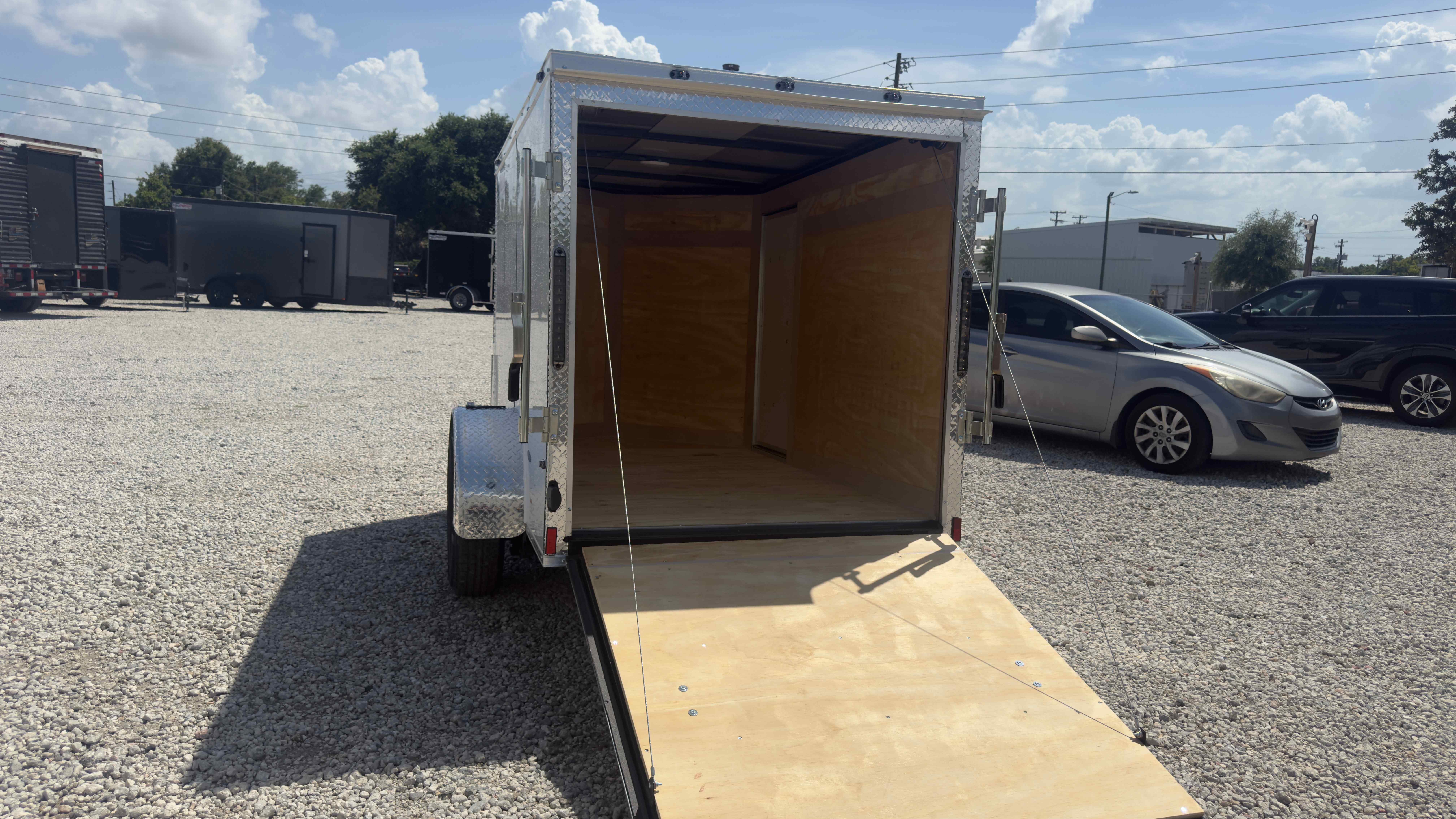 New 5×8 CYNERGY CARGO Enclosed Trailer