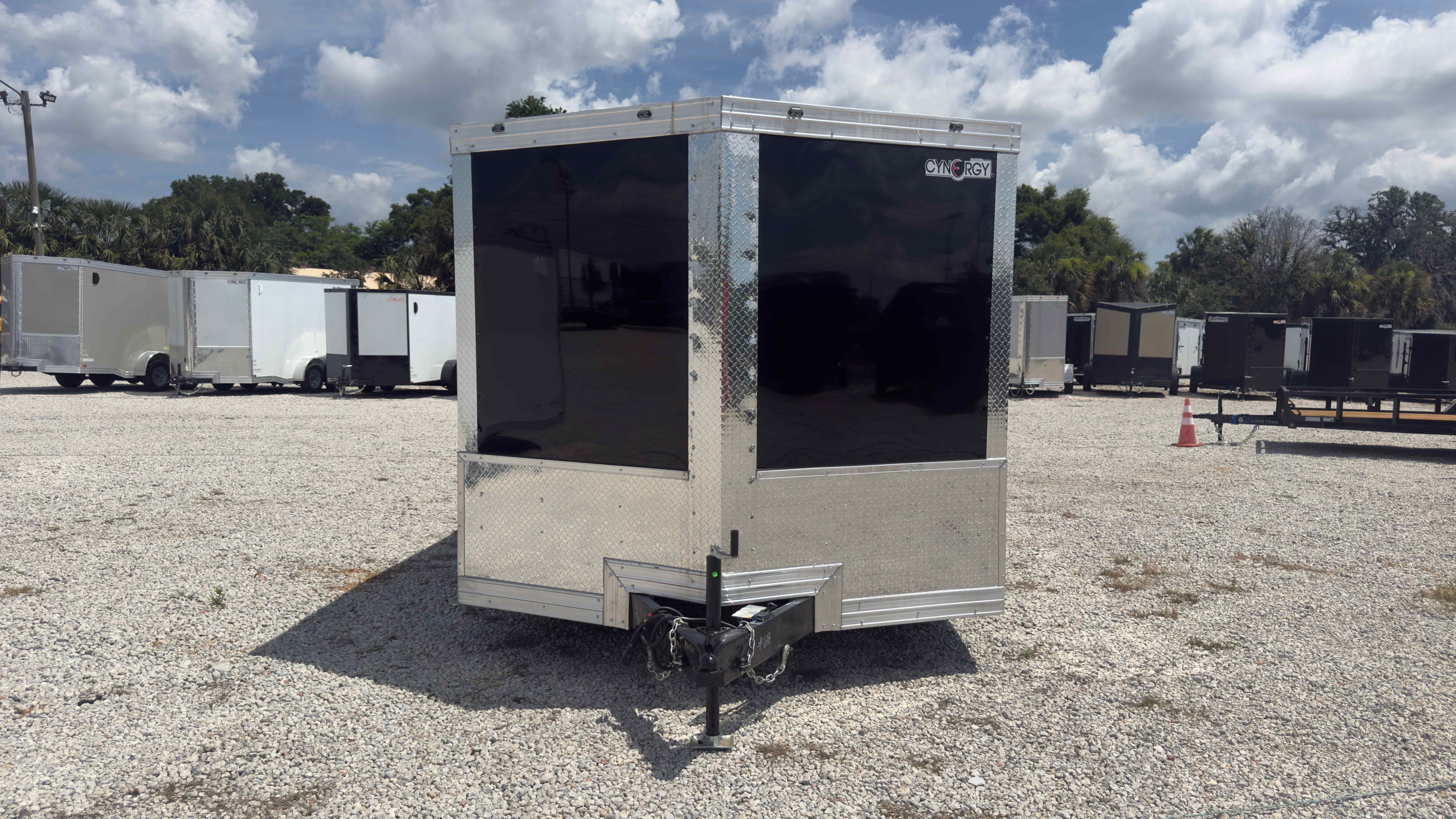 New 8.5×24 CYNERGY CARGO Enclosed Trailer