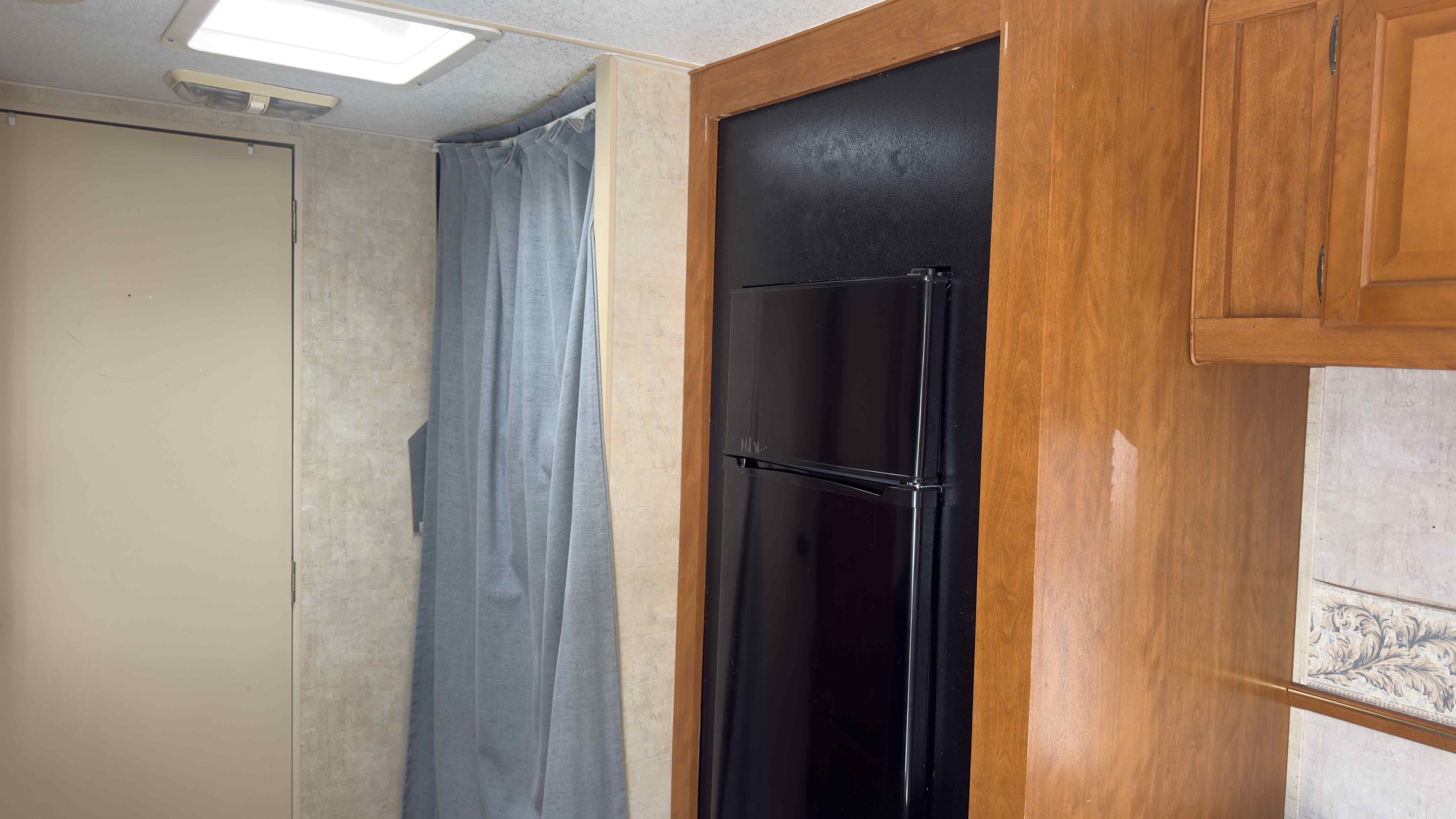 Used 8.5×24 PRWU Enclosed Trailer