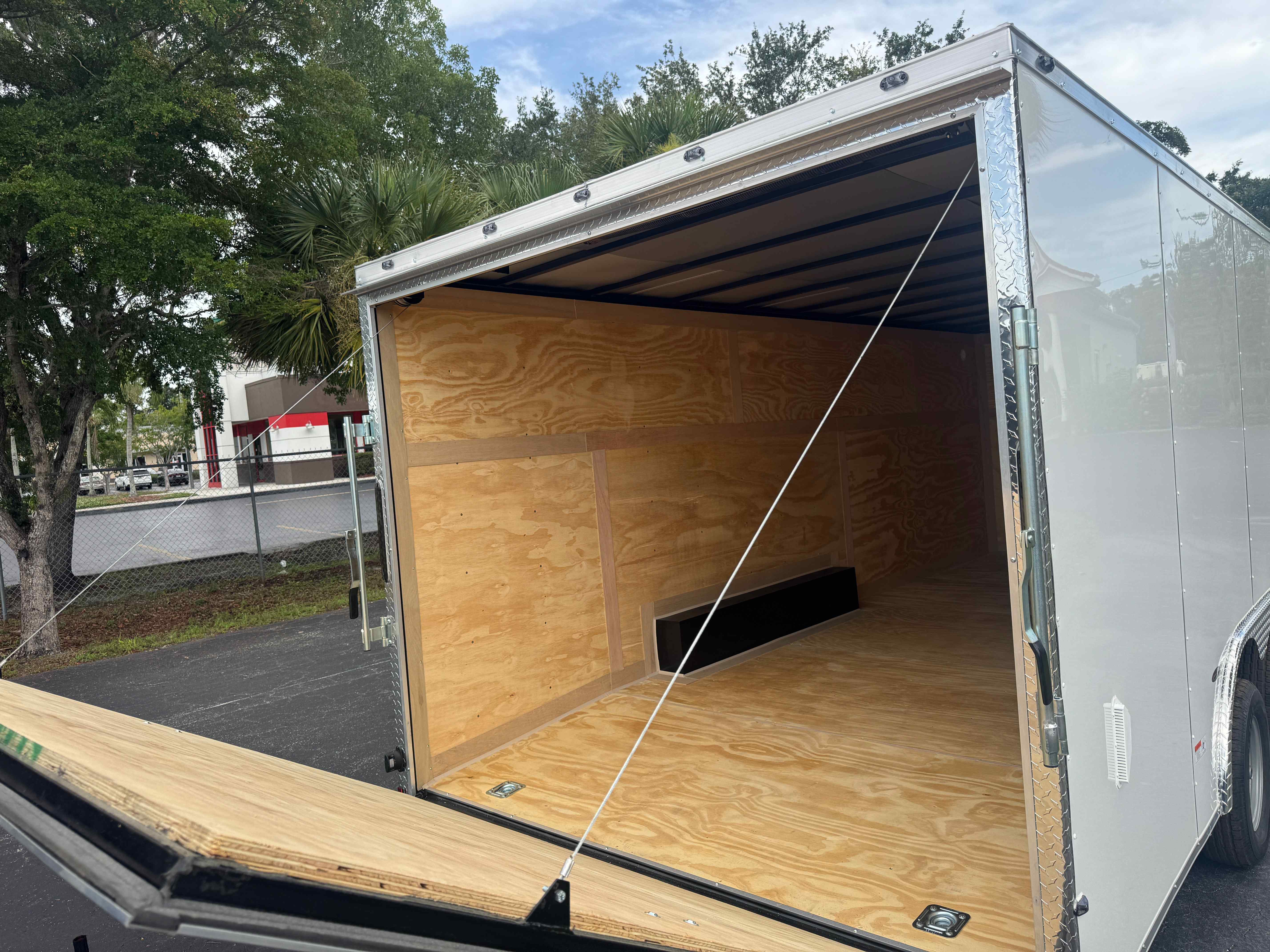New 8.5×20 CYNERGY CARGO Enclosed Trailer