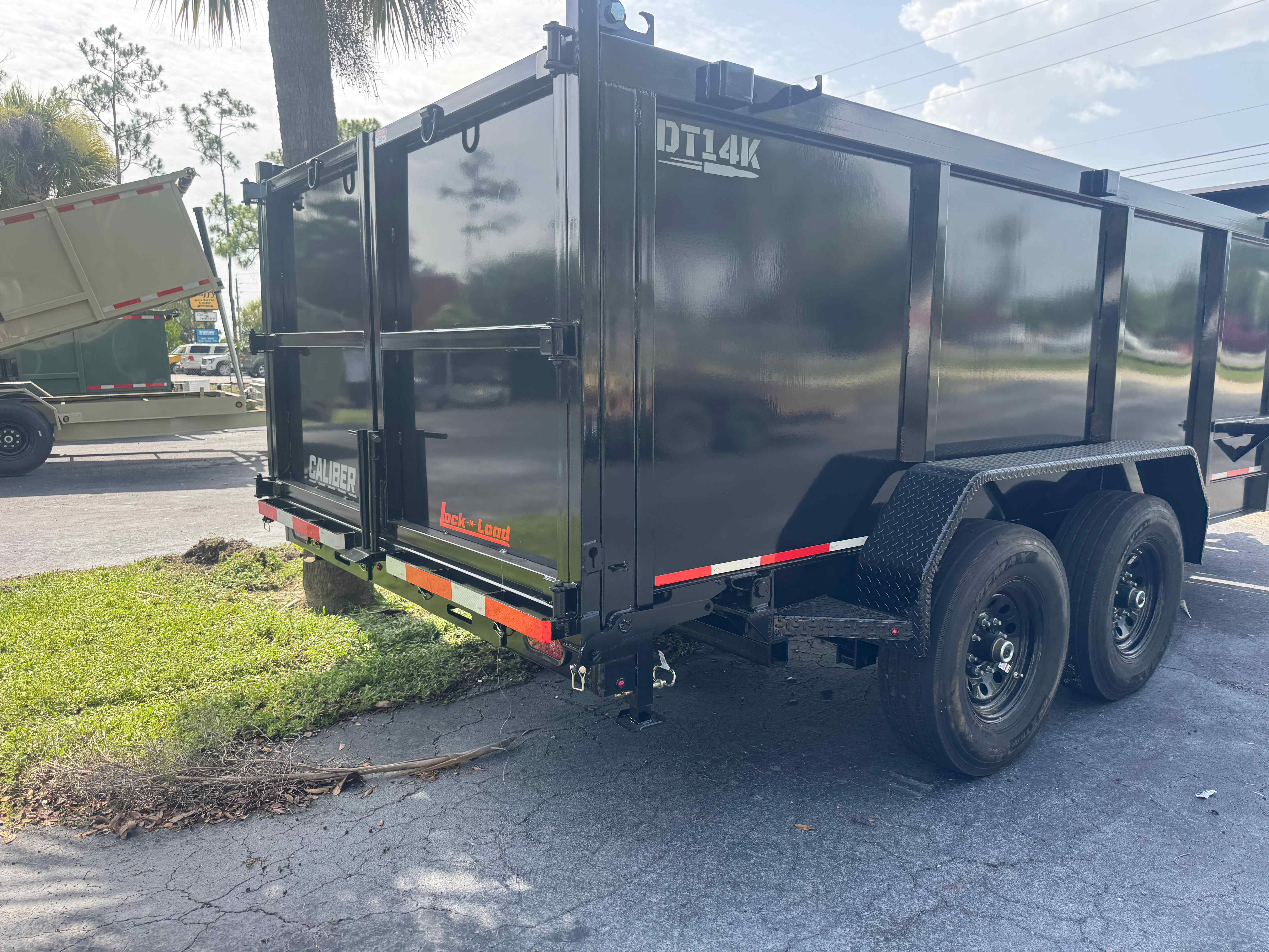New 7×14 Caliber Dump Trailer