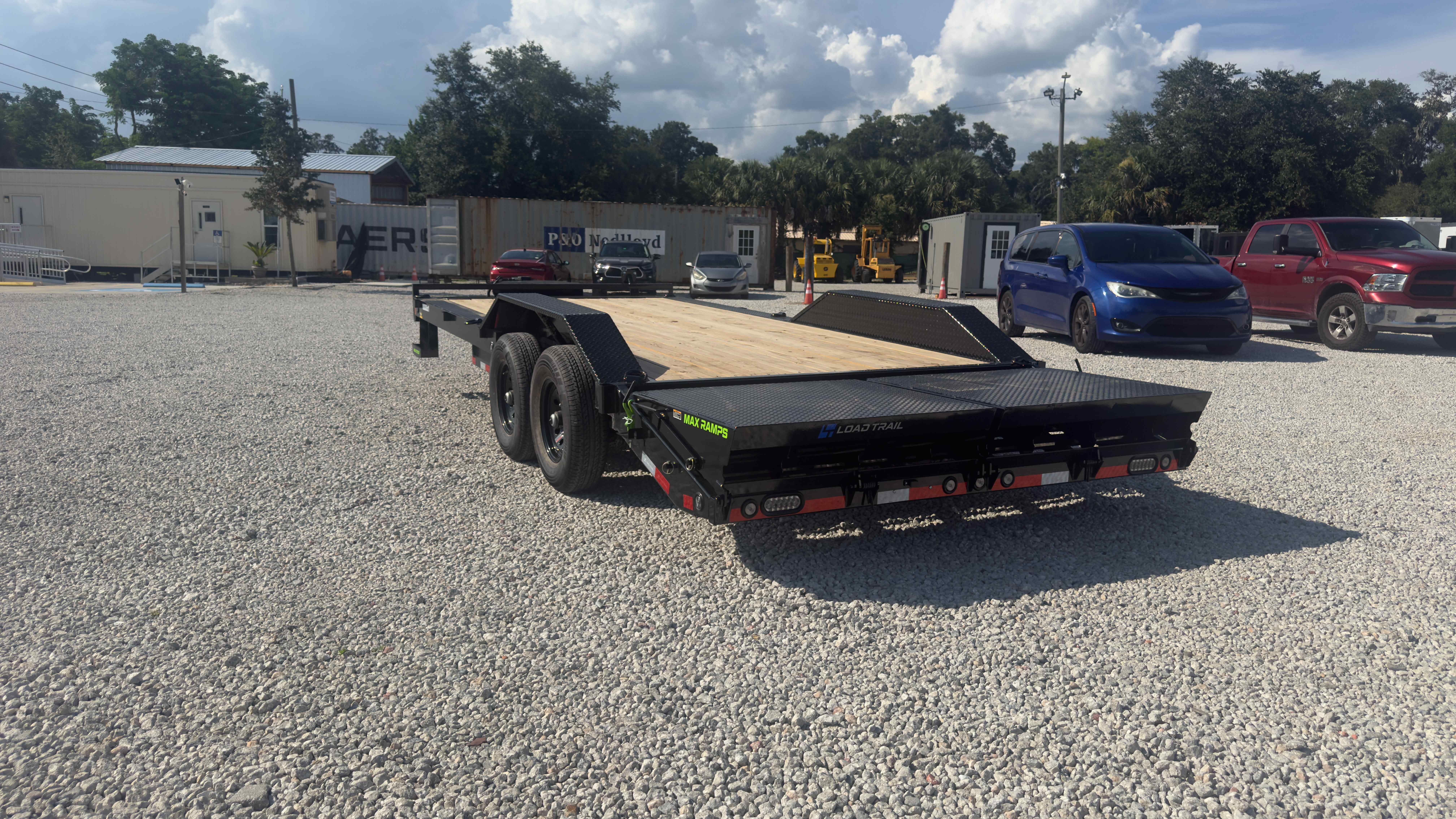 New 7×20 LOAD TRAIL Equipment Trailer