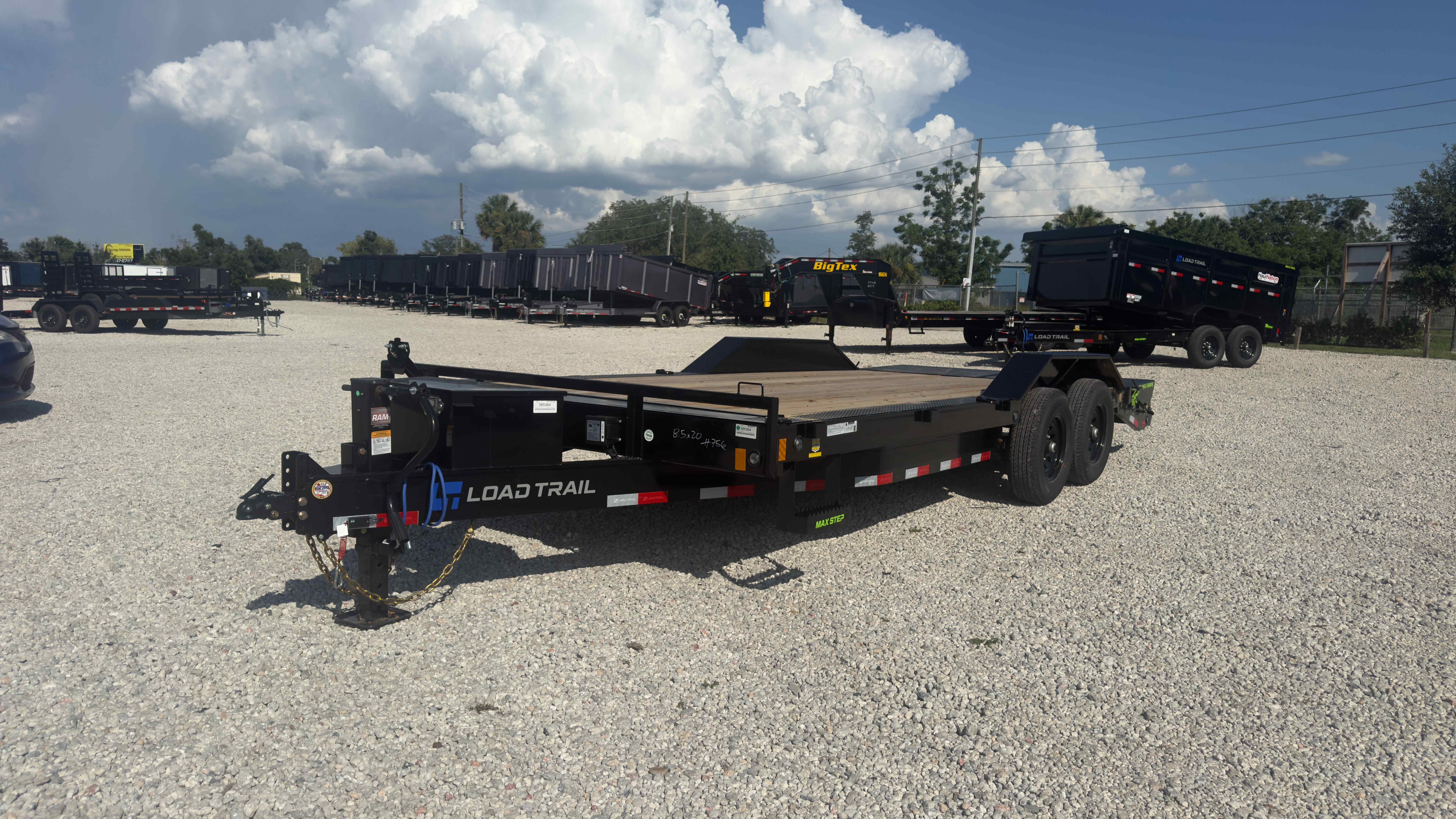 New 7×20 LOAD TRAIL Equipment Trailer