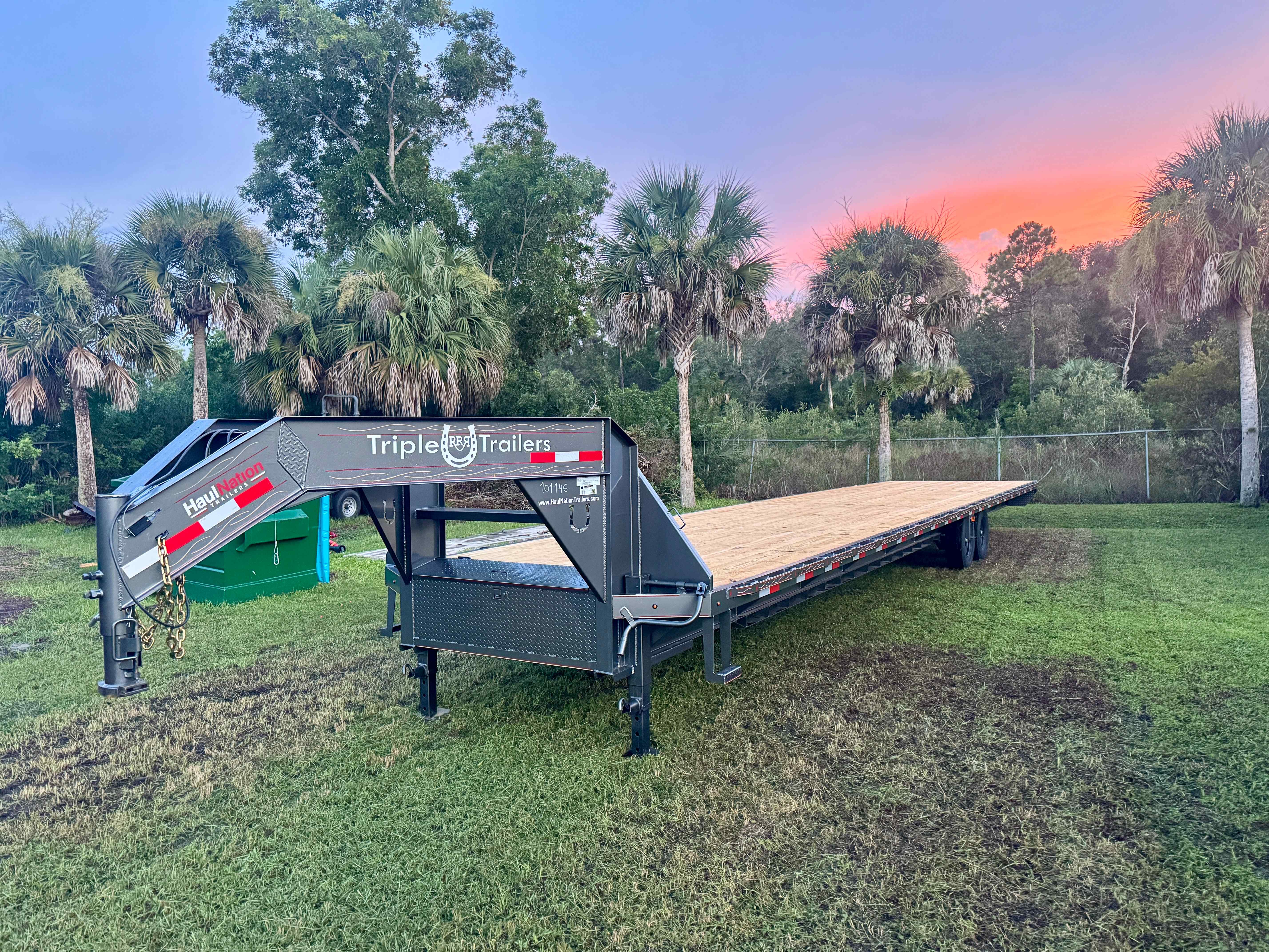 New 8.5×40 TRIPLE R Flatbed Trailer