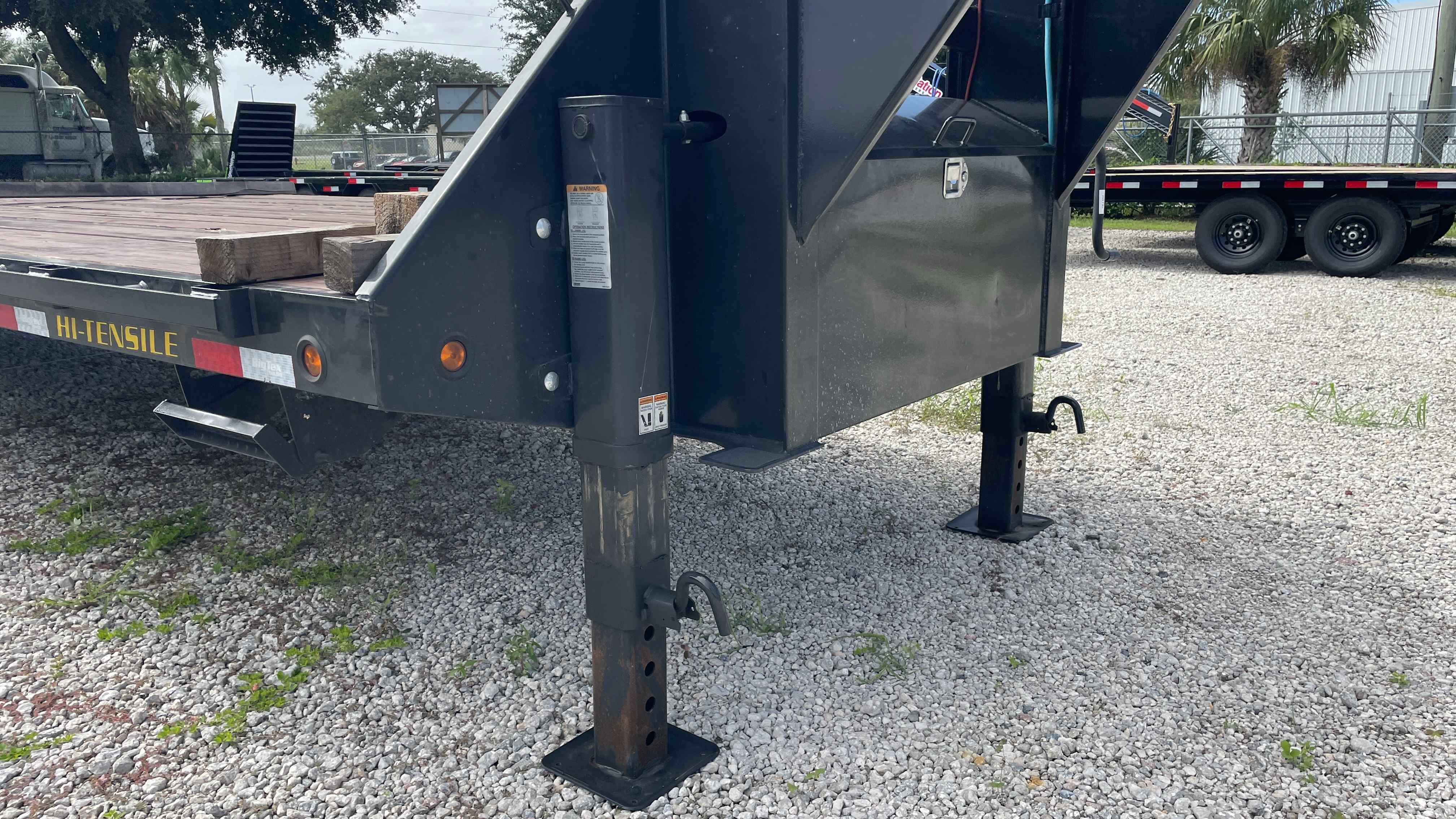 Used 8.5×40 Big Tex Flatbed Trailer