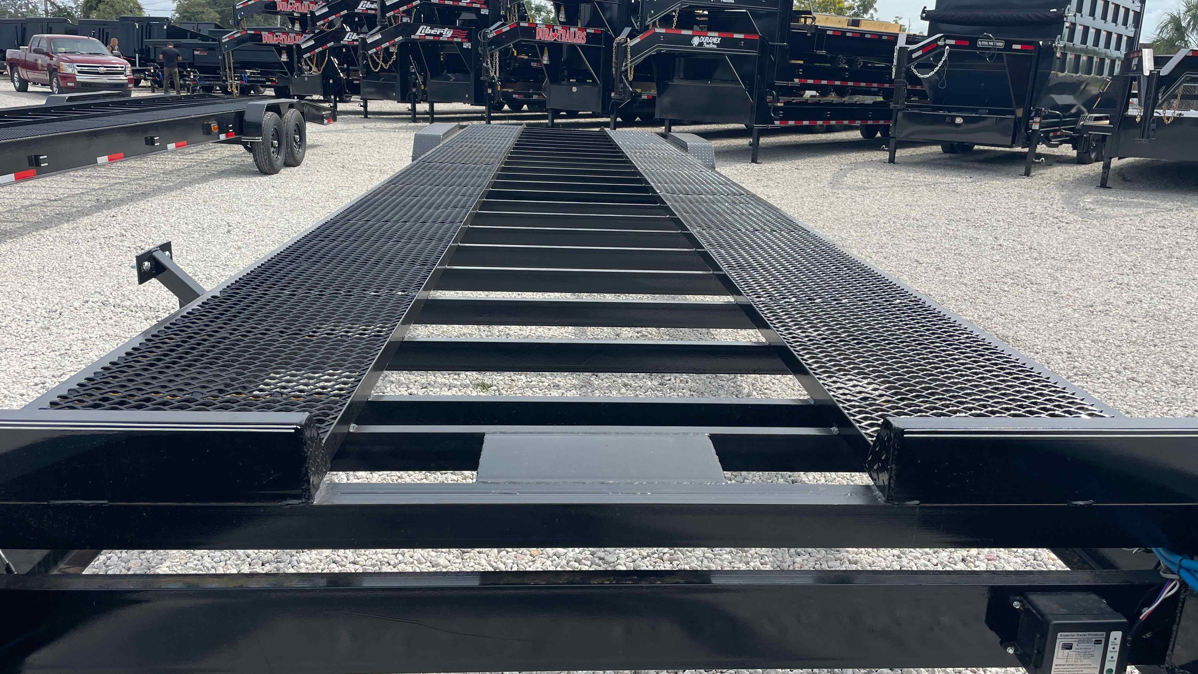 New 7×36 VAR Car Trailer