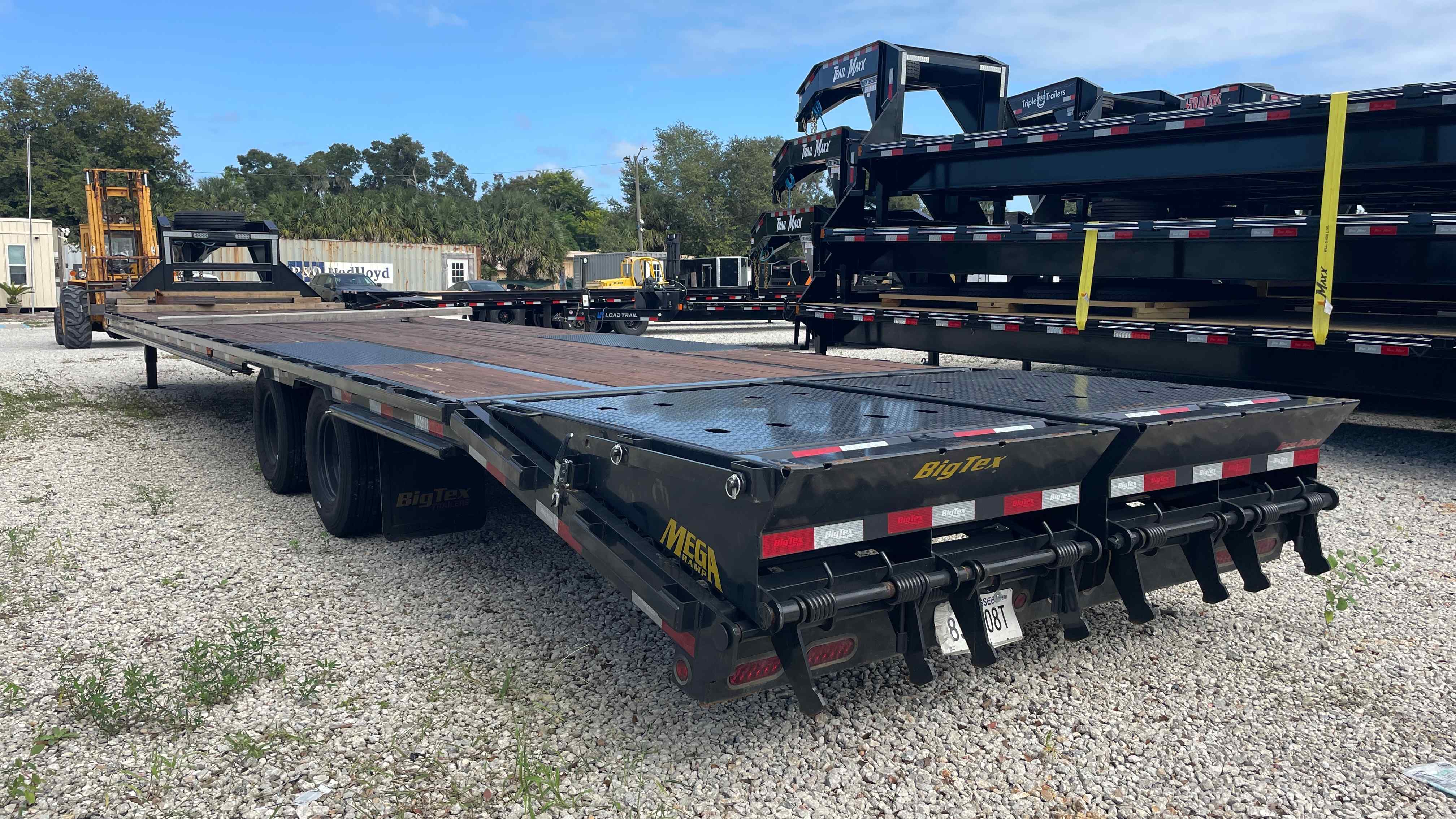 Used 8.5×40 Big Tex Flatbed Trailer