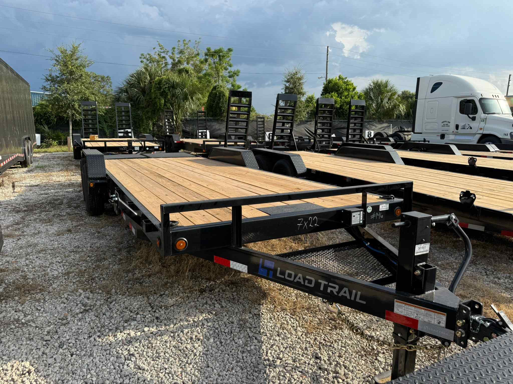 New 7×22 LOAD TRAIL Equipment Trailer