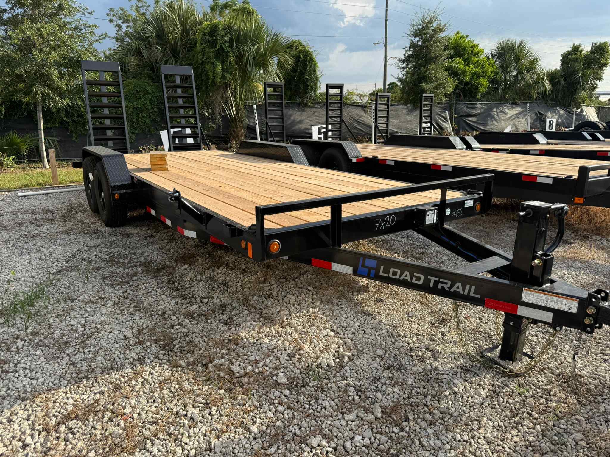 New 7×20 LOAD TRAIL Equipment Trailer