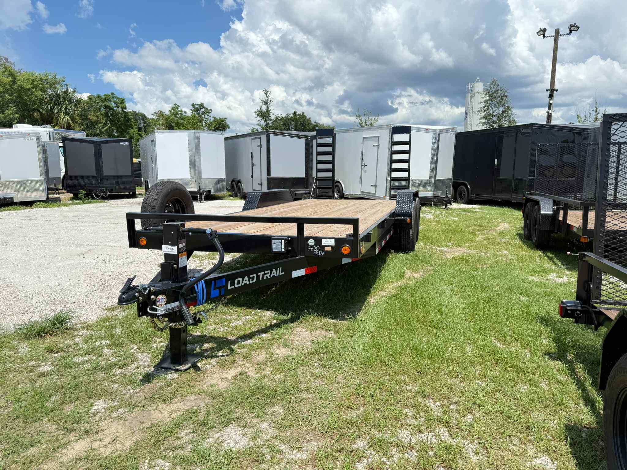 New 7×20 LOAD TRAIL Equipment Trailer