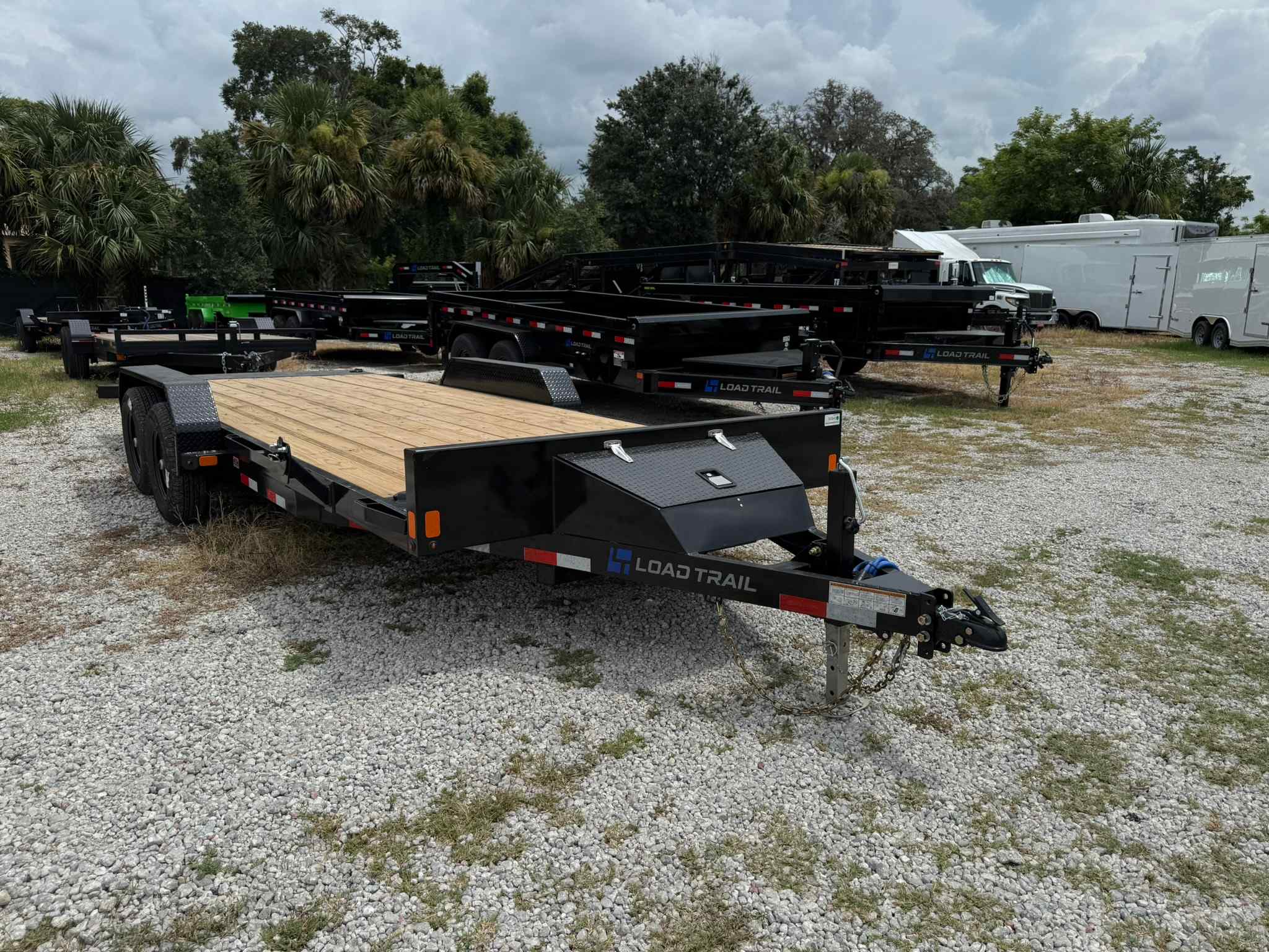 New 7×20 LOAD TRAIL Tilt Trailer