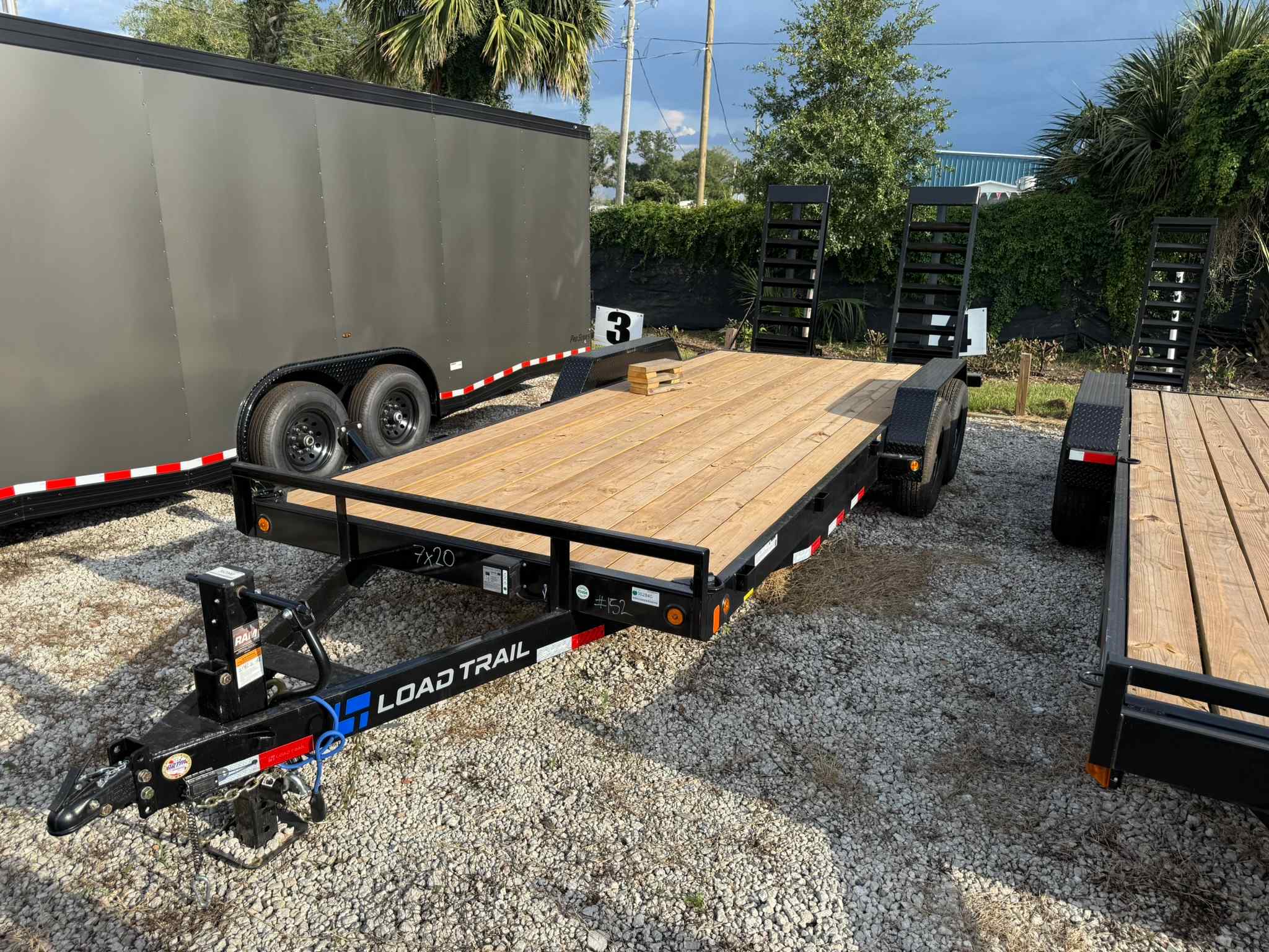 New 7×20 LOAD TRAIL Equipment Trailer