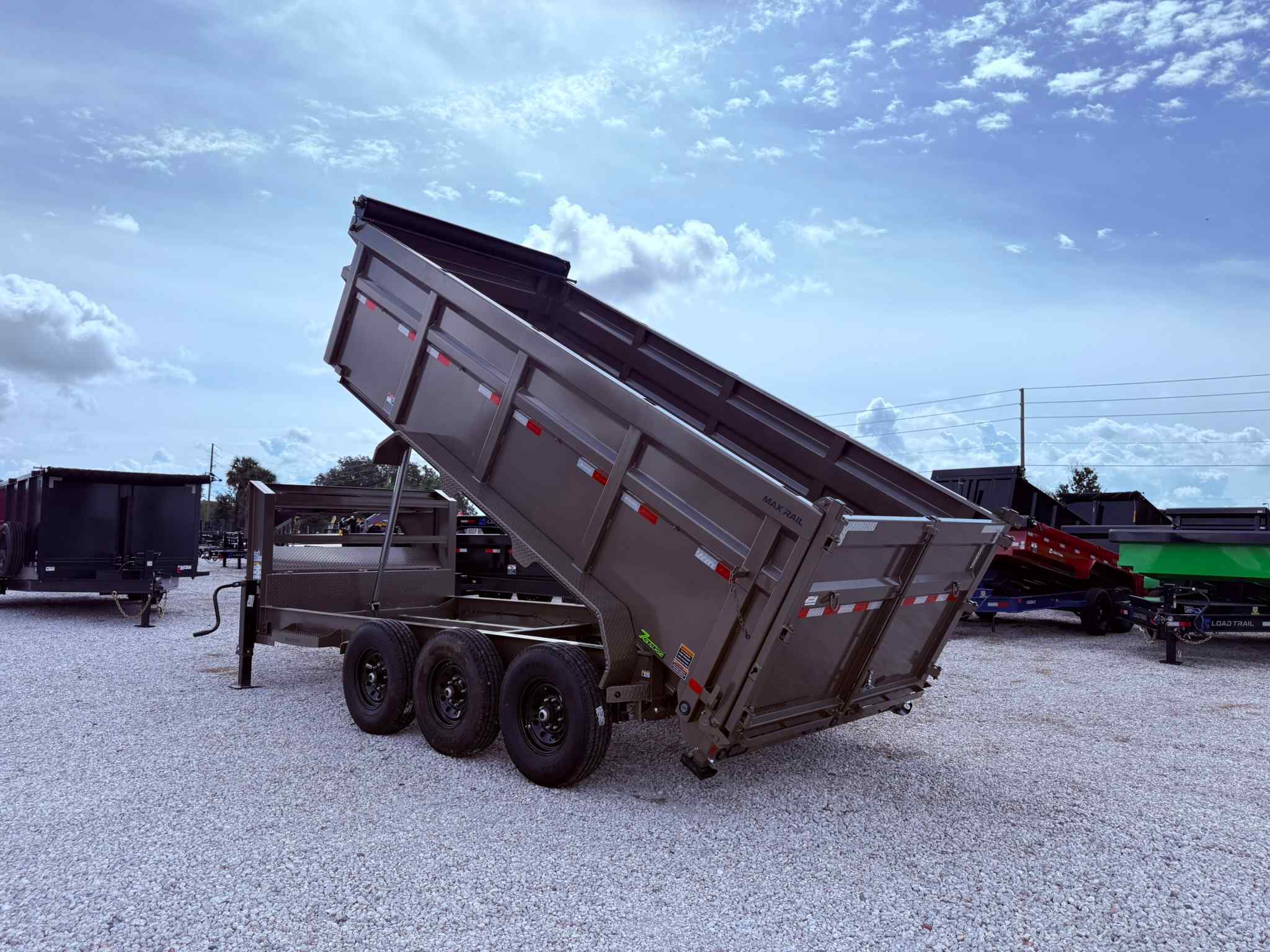 New 7×16 LOAD TRAIL Dump Trailer