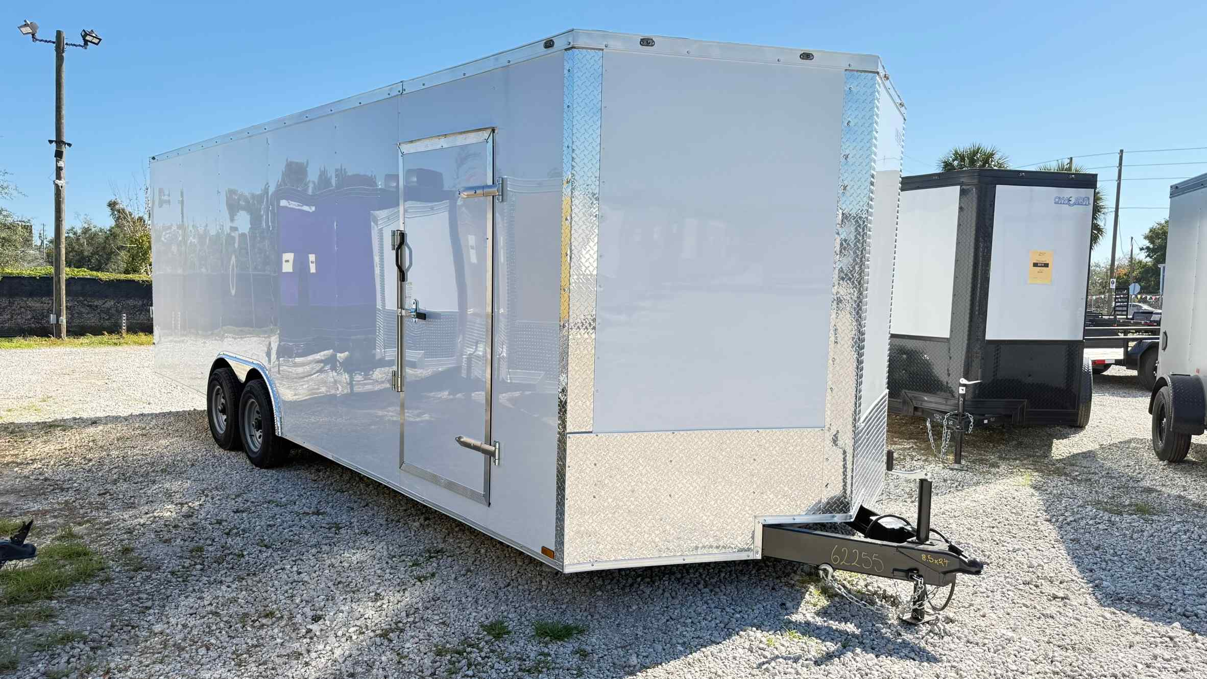 New 8.5×24 CYNERGY CARGO Enclosed Trailer