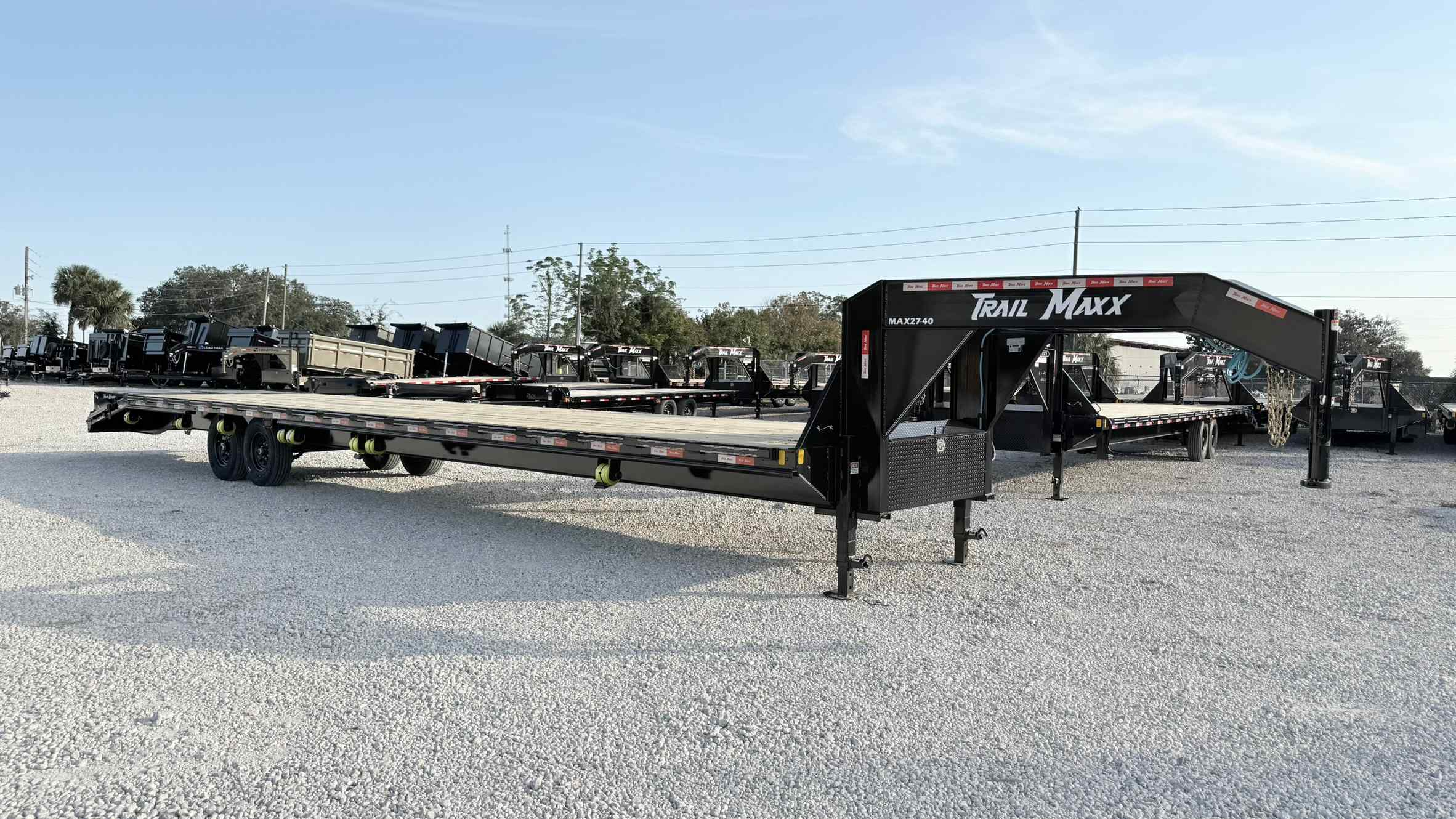 New 8.5×40 TRAILMAXX Flatbed Trailer