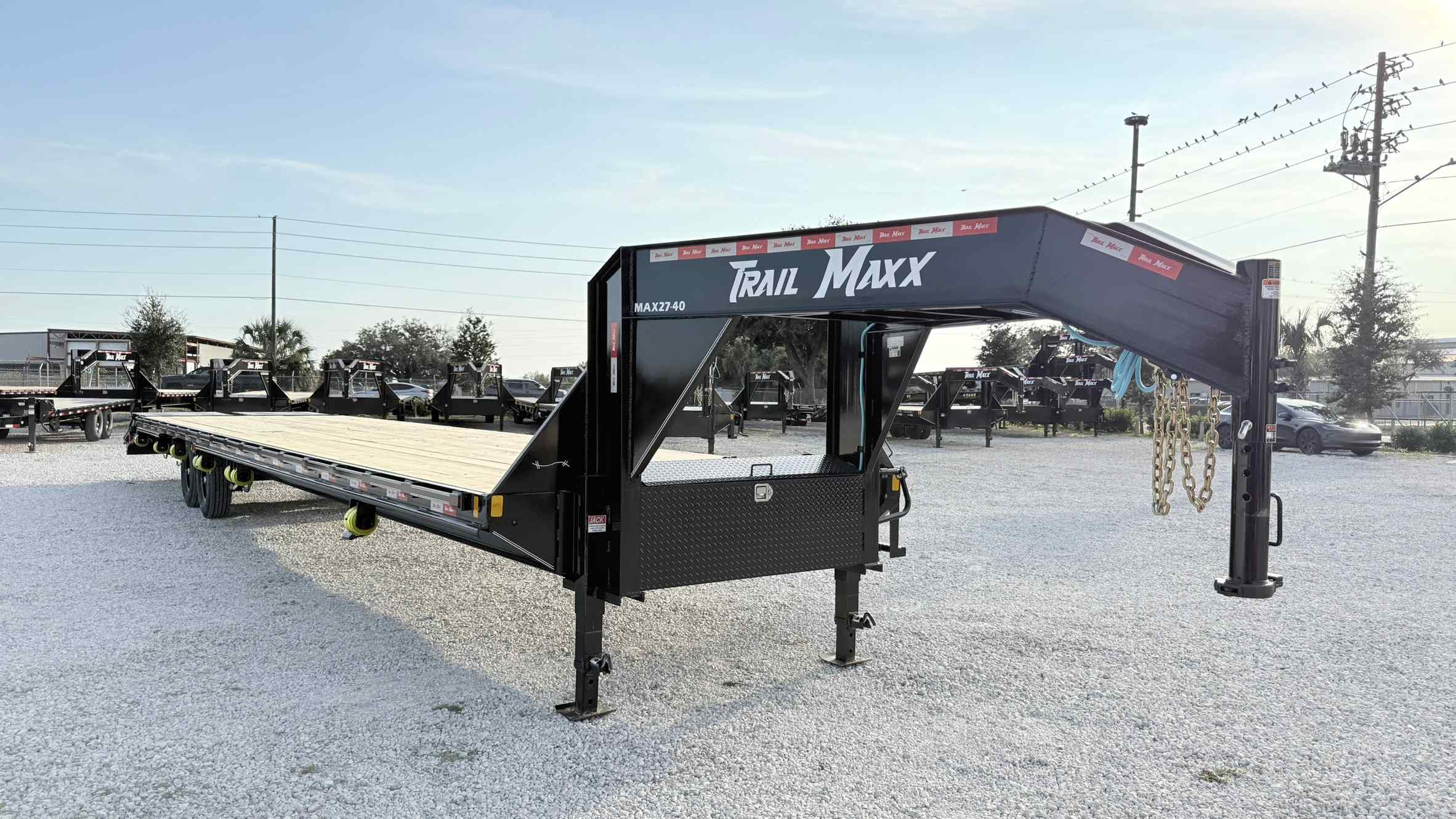 New 8.5×40 TRAILMAXX Flatbed Trailer