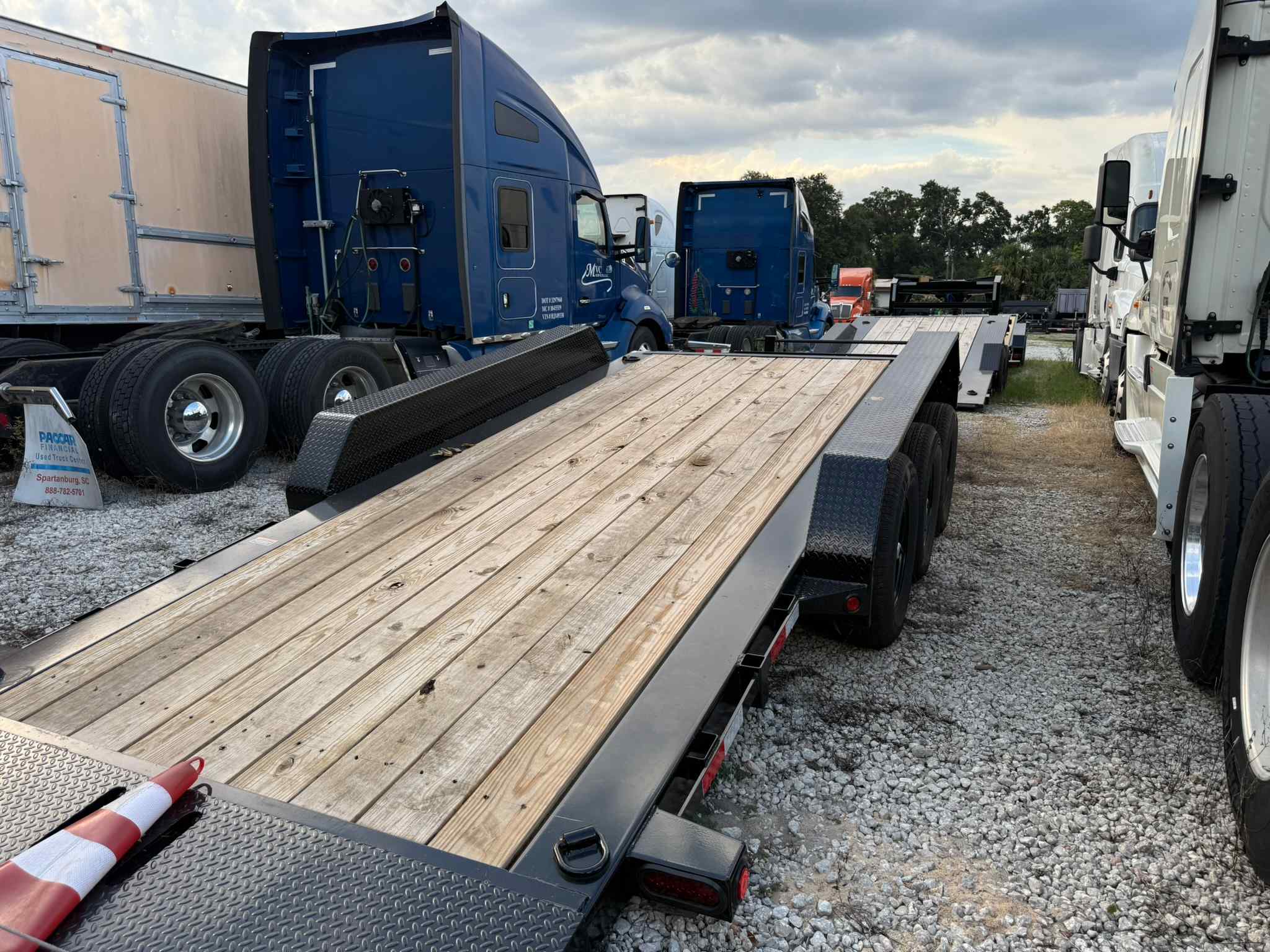 New 7×24 LOAD TRAIL Tilt Trailer