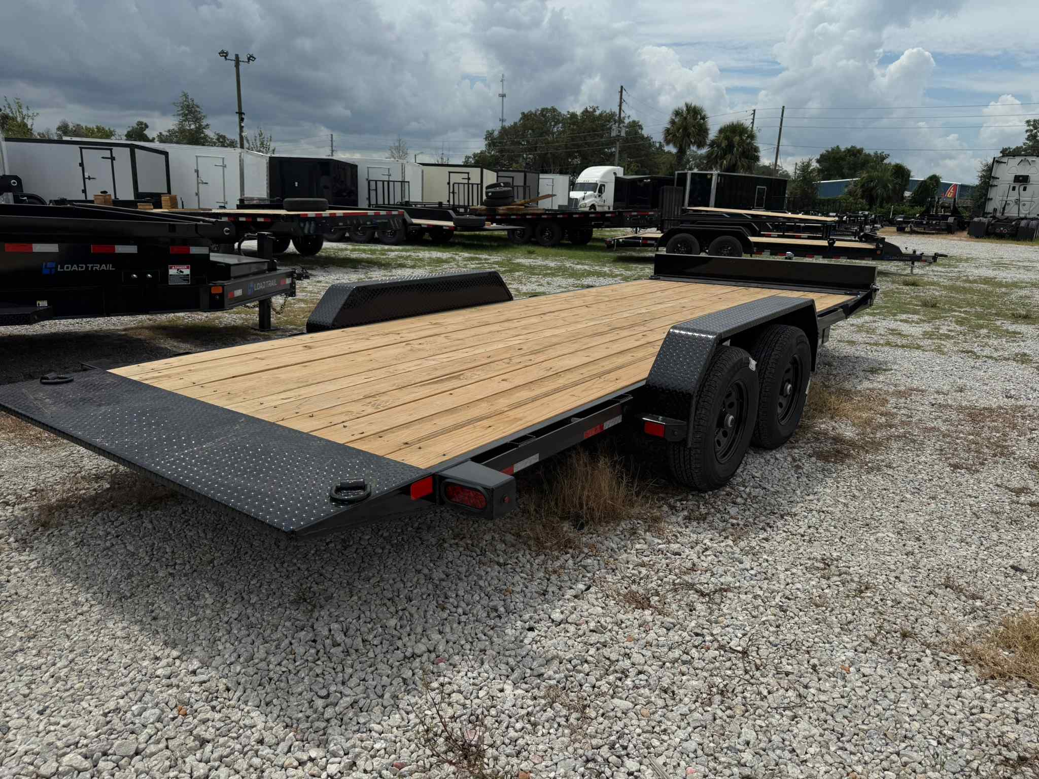 New 7×20 LOAD TRAIL Tilt Trailer