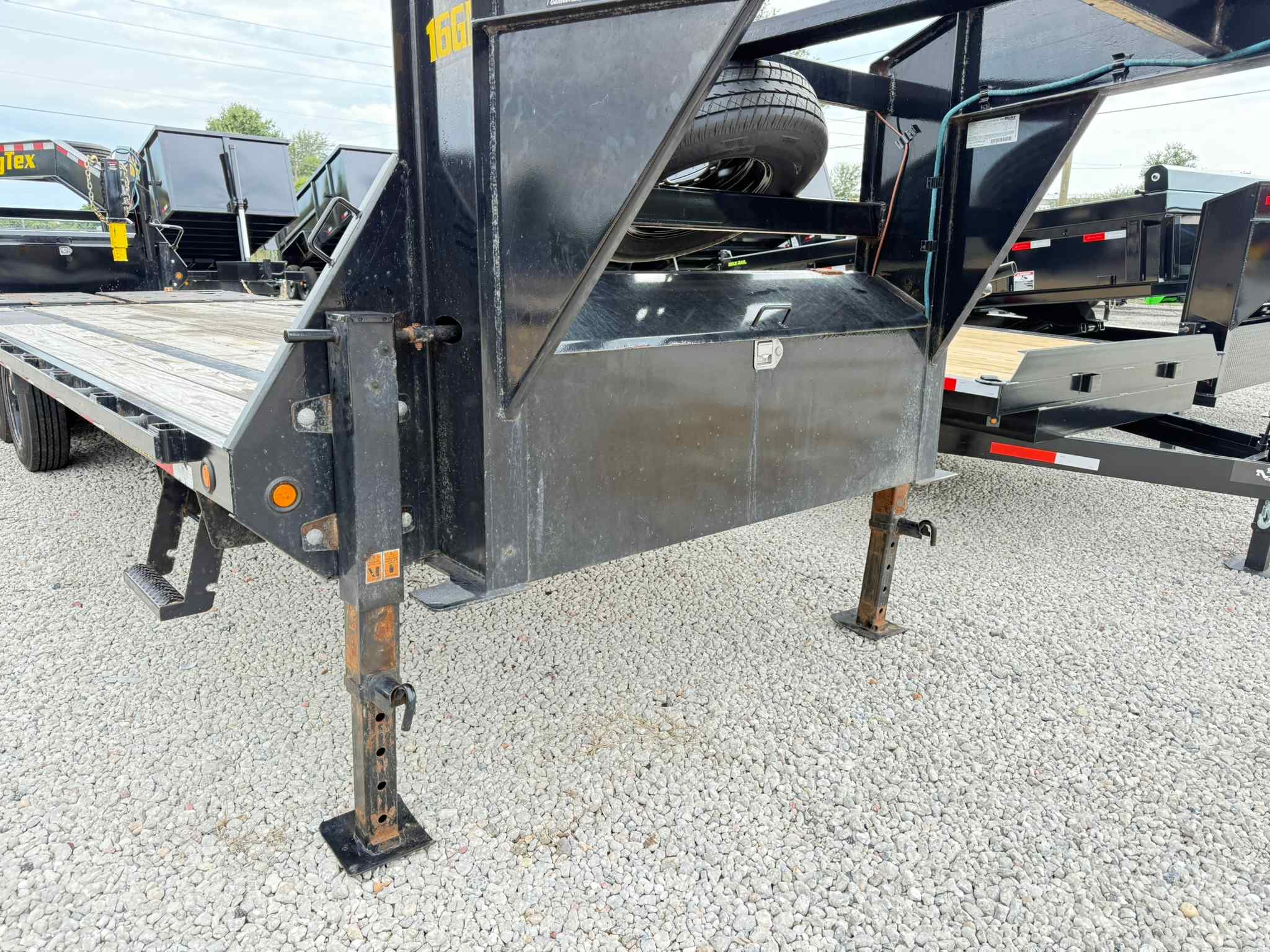 Used 8.5×25 BIG TEX Flatbed Trailer