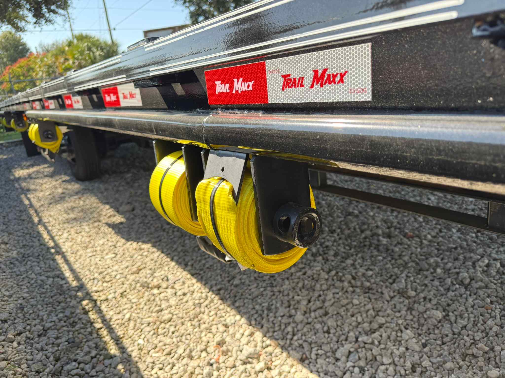New 8.5×40 TRAILMAXX Flatbed Trailer