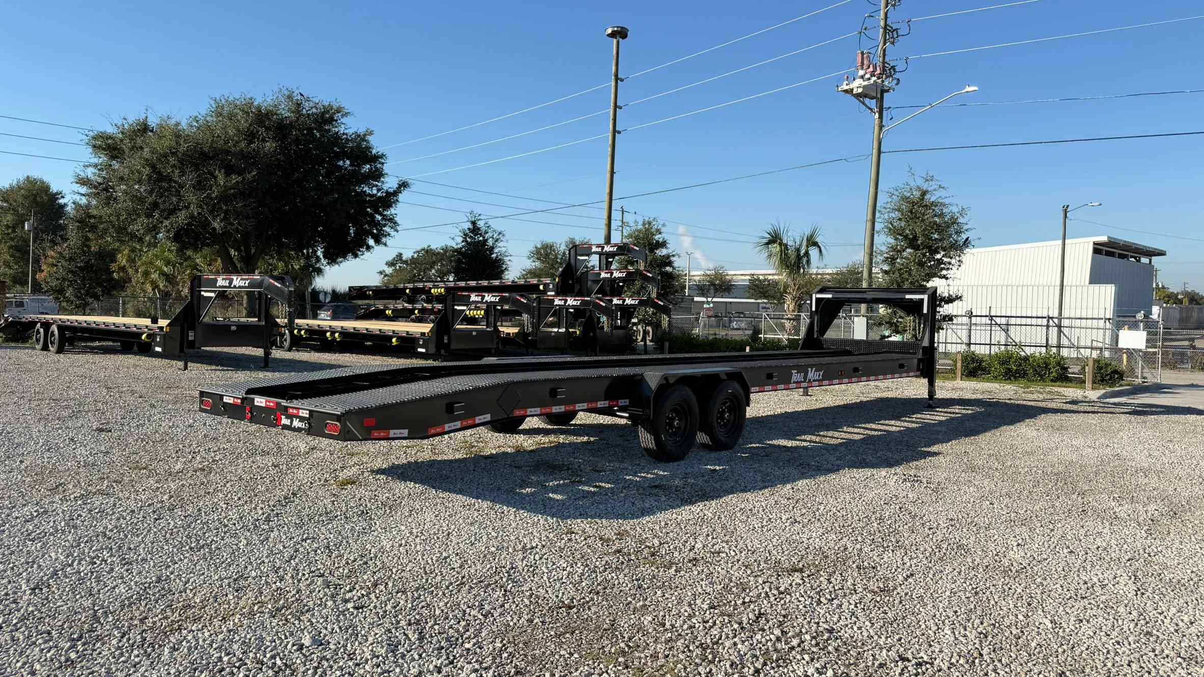 New 7×36 TRAILMAXX Car Trailer