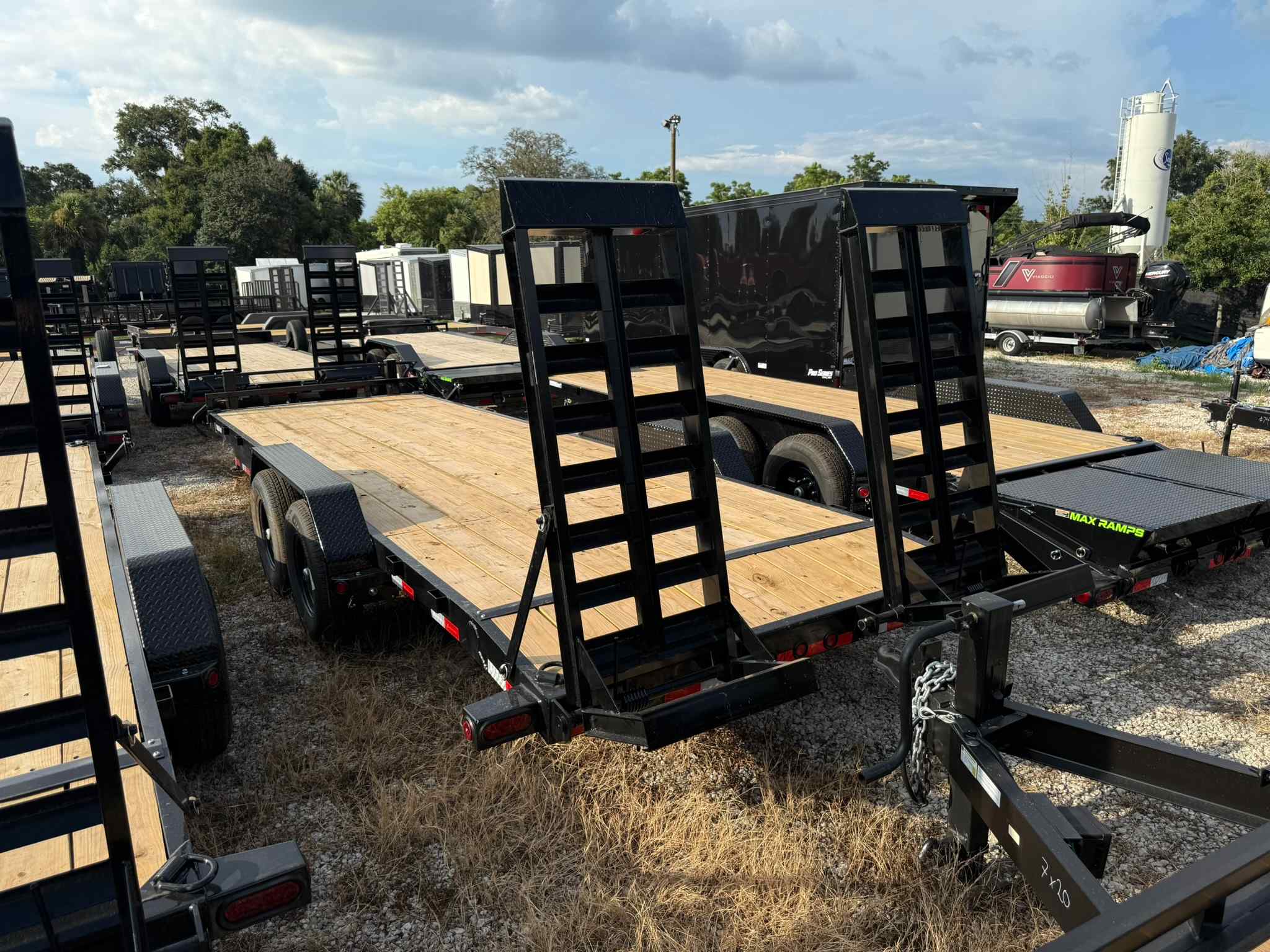 New 7×24 LOAD TRAIL Equipment Trailer