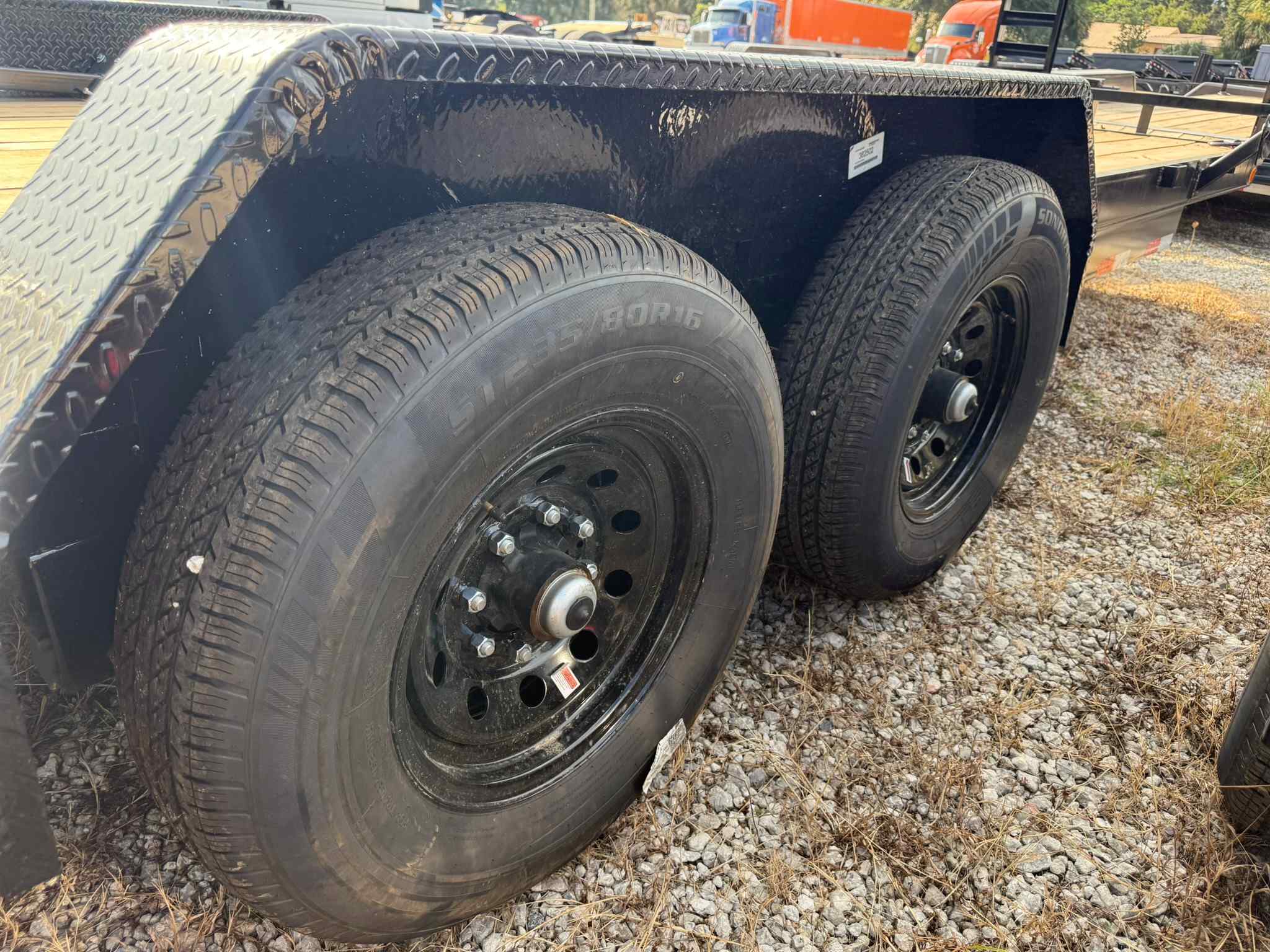 New 7×20 LOAD TRAIL Equipment Trailer