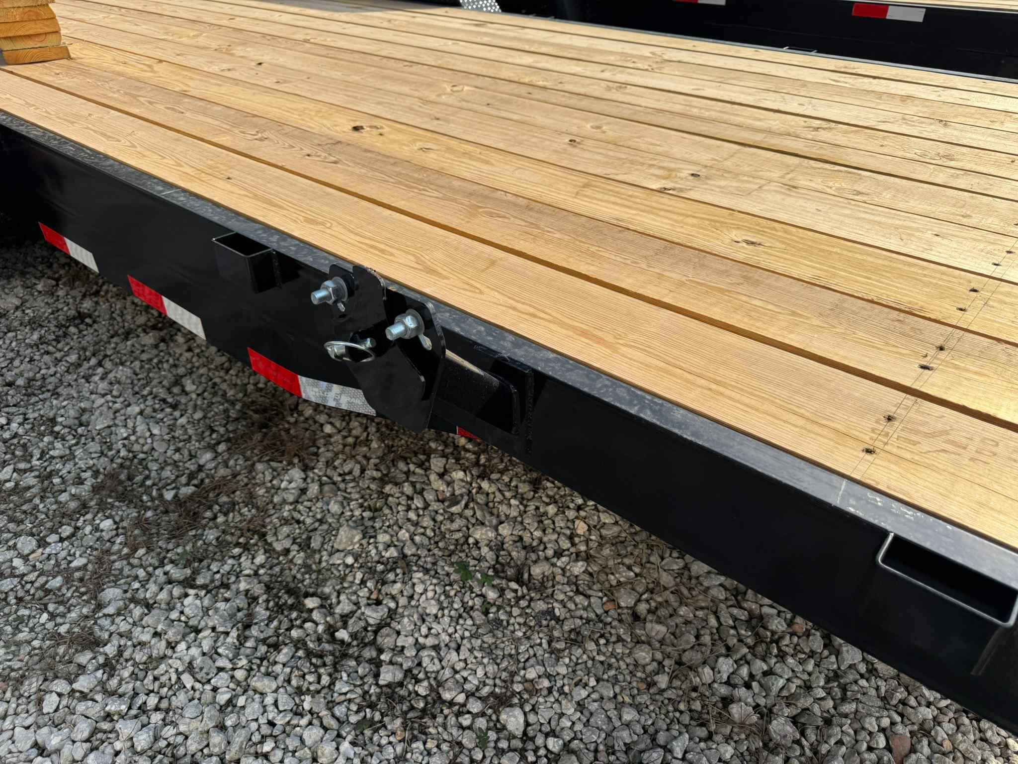 New 7×20 LOAD TRAIL Equipment Trailer