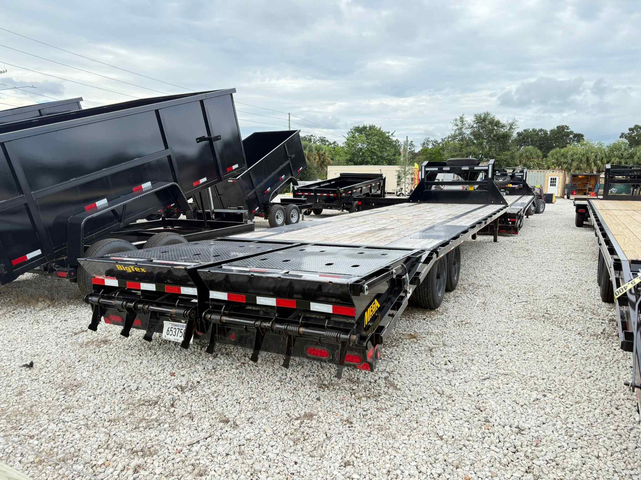 Used 8.5×30 BIG TEX Flatbed Trailer