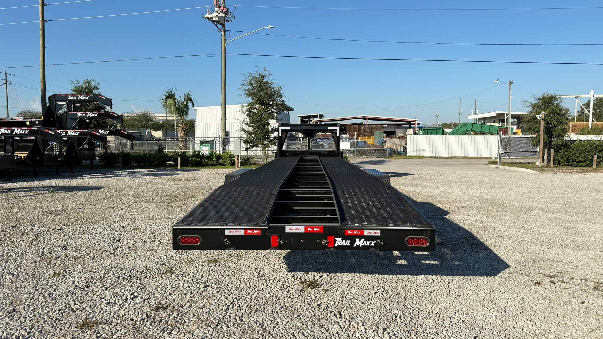 New 7×36 TRAILMAXX Car Trailer