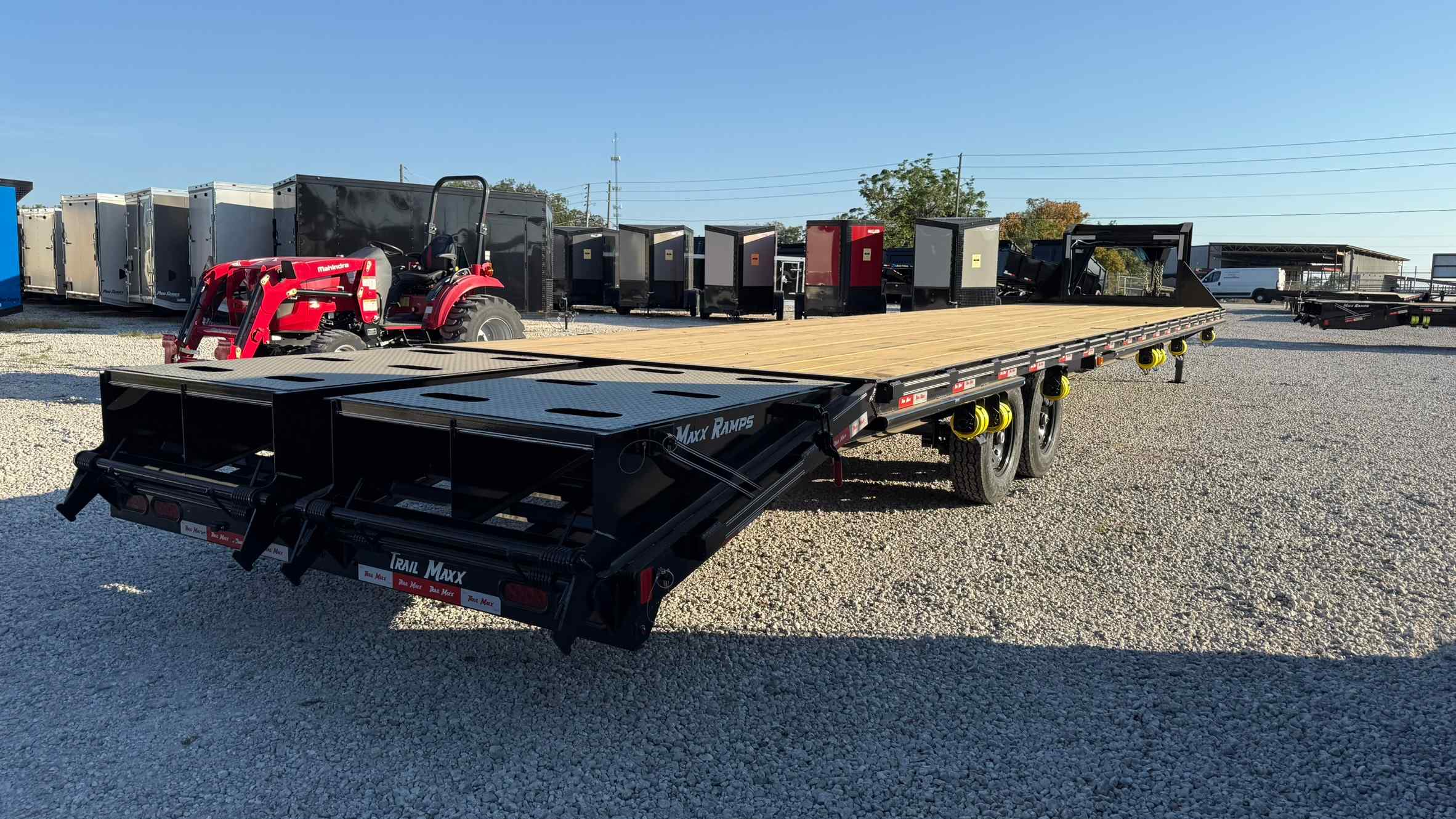 New 8.5×40 TRAILMAXX Flatbed Trailer